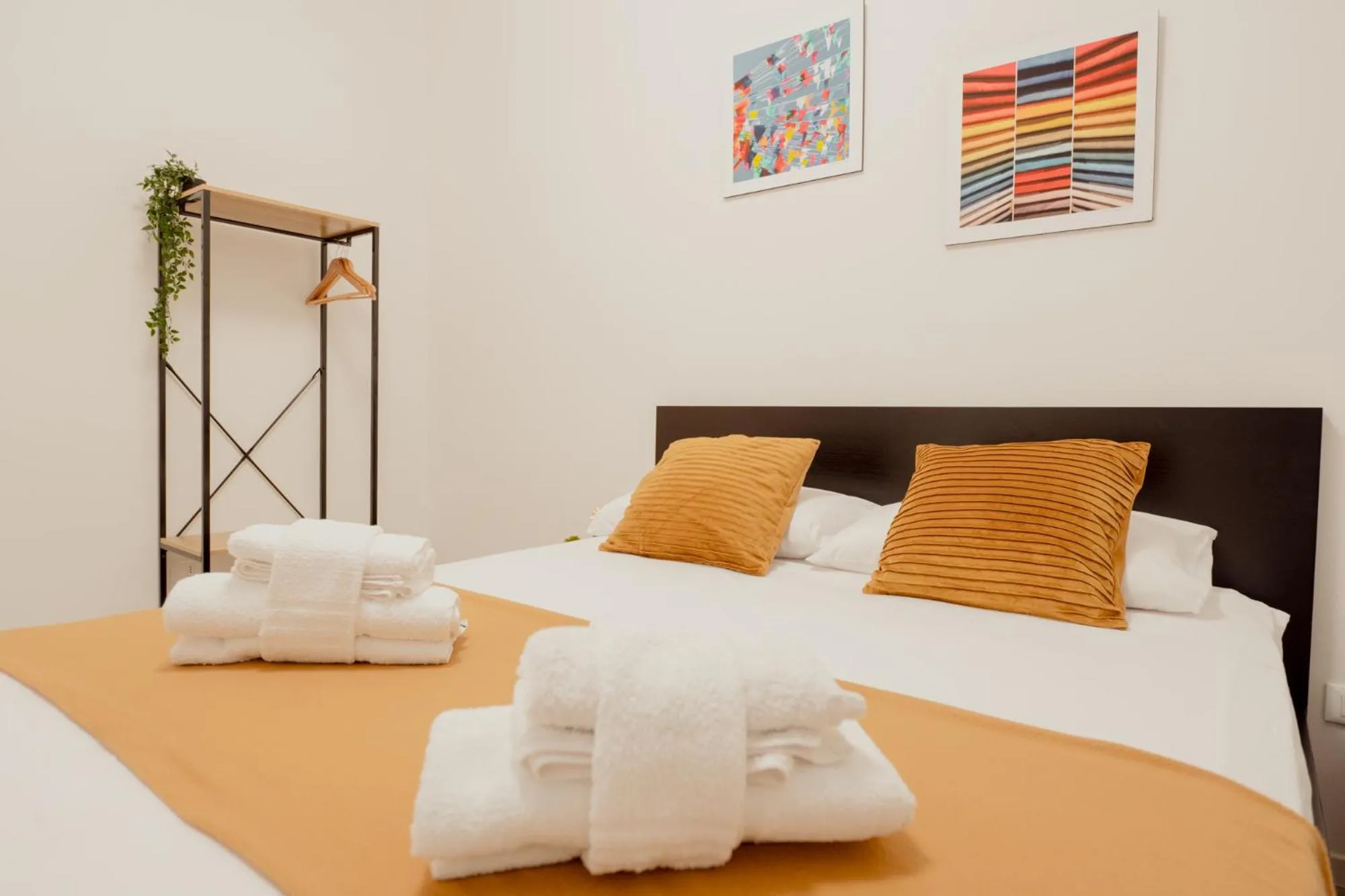 Photo of the whole room, Bed in La Bottega dei Sogni