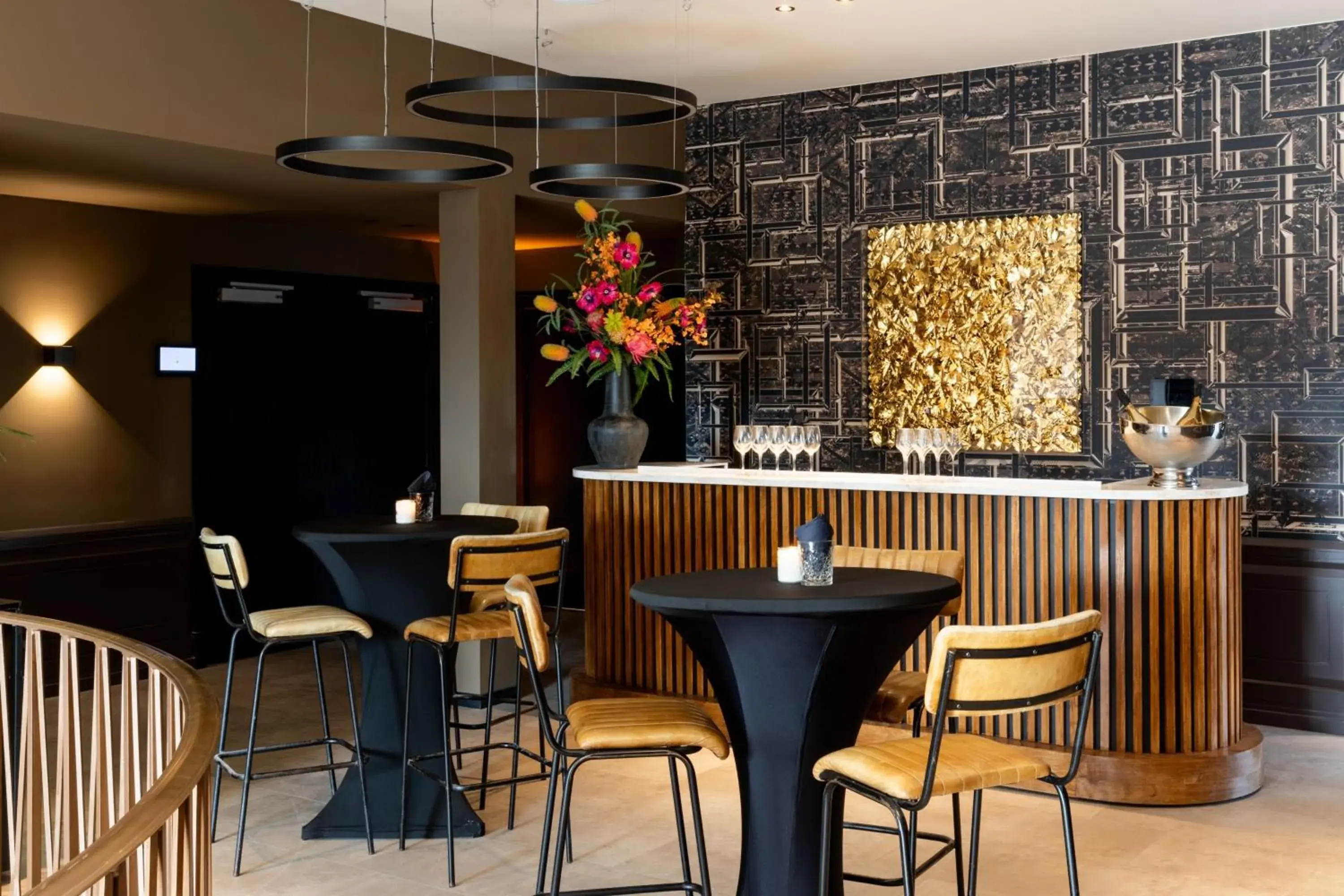 Lobby or reception in Apollo Hotel Amsterdam, a Tribute Portfolio Hotel Lobby or reception in Apollo Hotel Amsterdam, a Tribute Portfolio Hotel