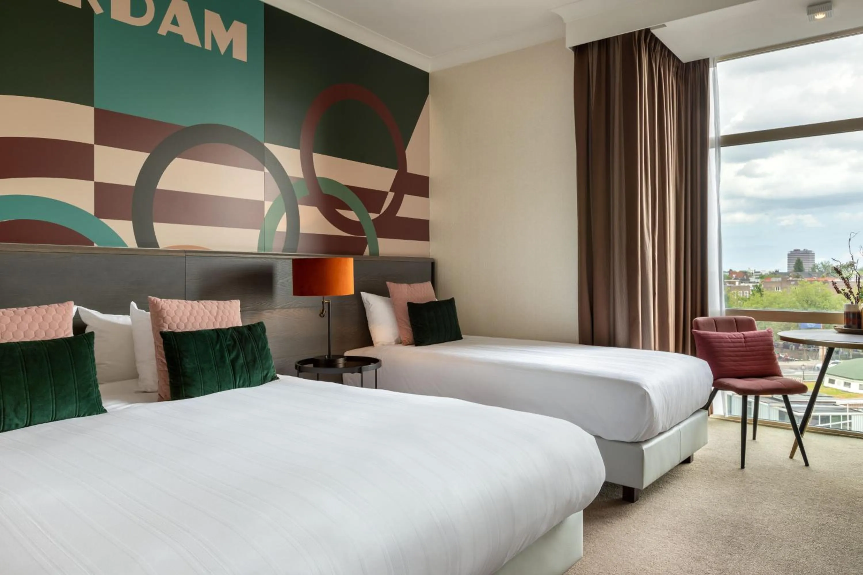 Photo of the whole room, Bed in Apollo Hotel Amsterdam, a Tribute Portfolio Hotel