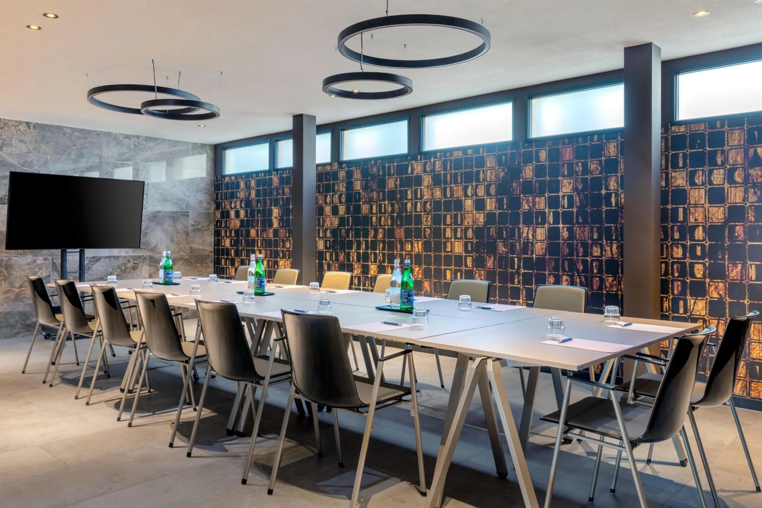 Meeting/conference room in Apollo Hotel Amsterdam, a Tribute Portfolio Hotel