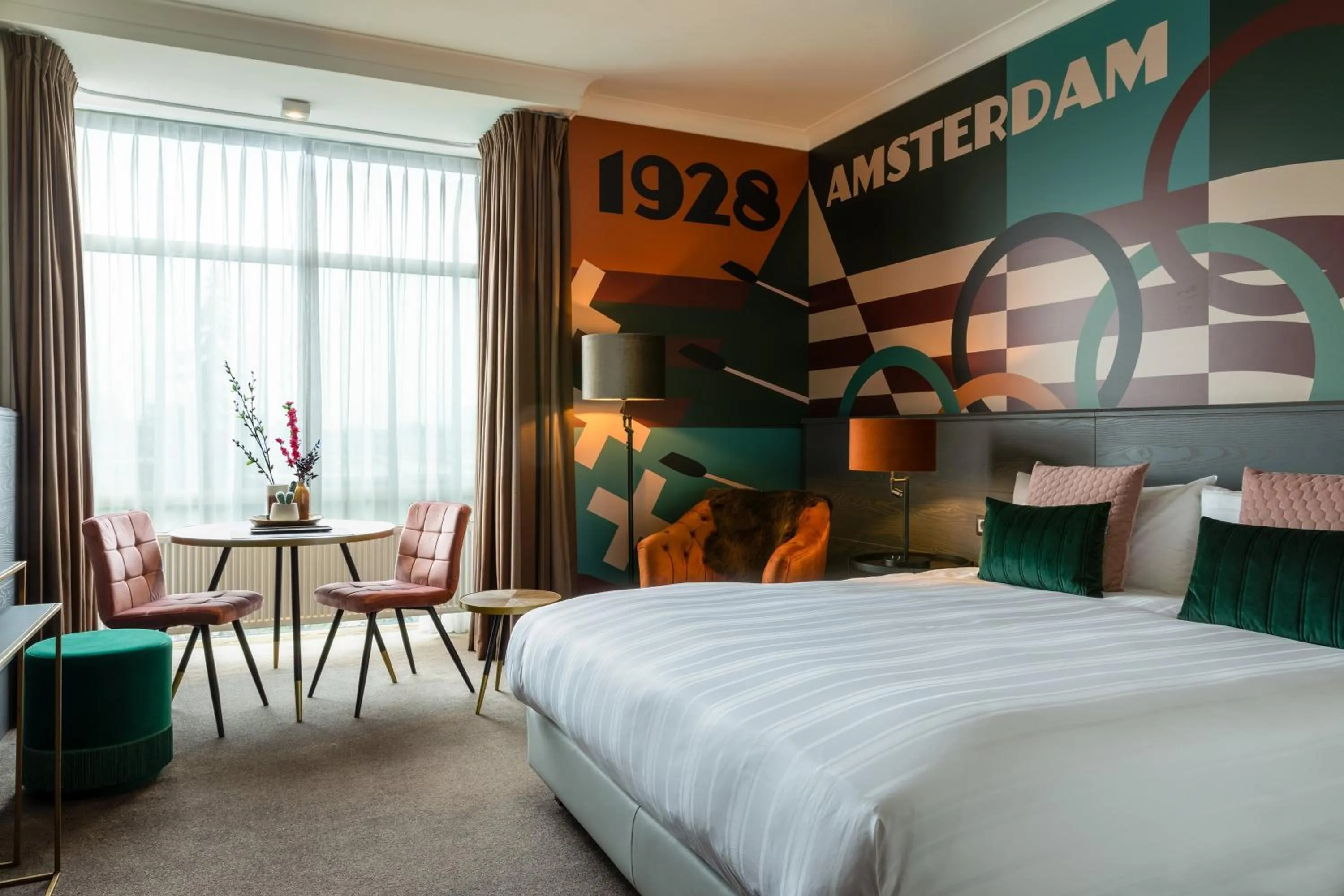 Photo of the whole room, Bed in Apollo Hotel Amsterdam, a Tribute Portfolio Hotel
