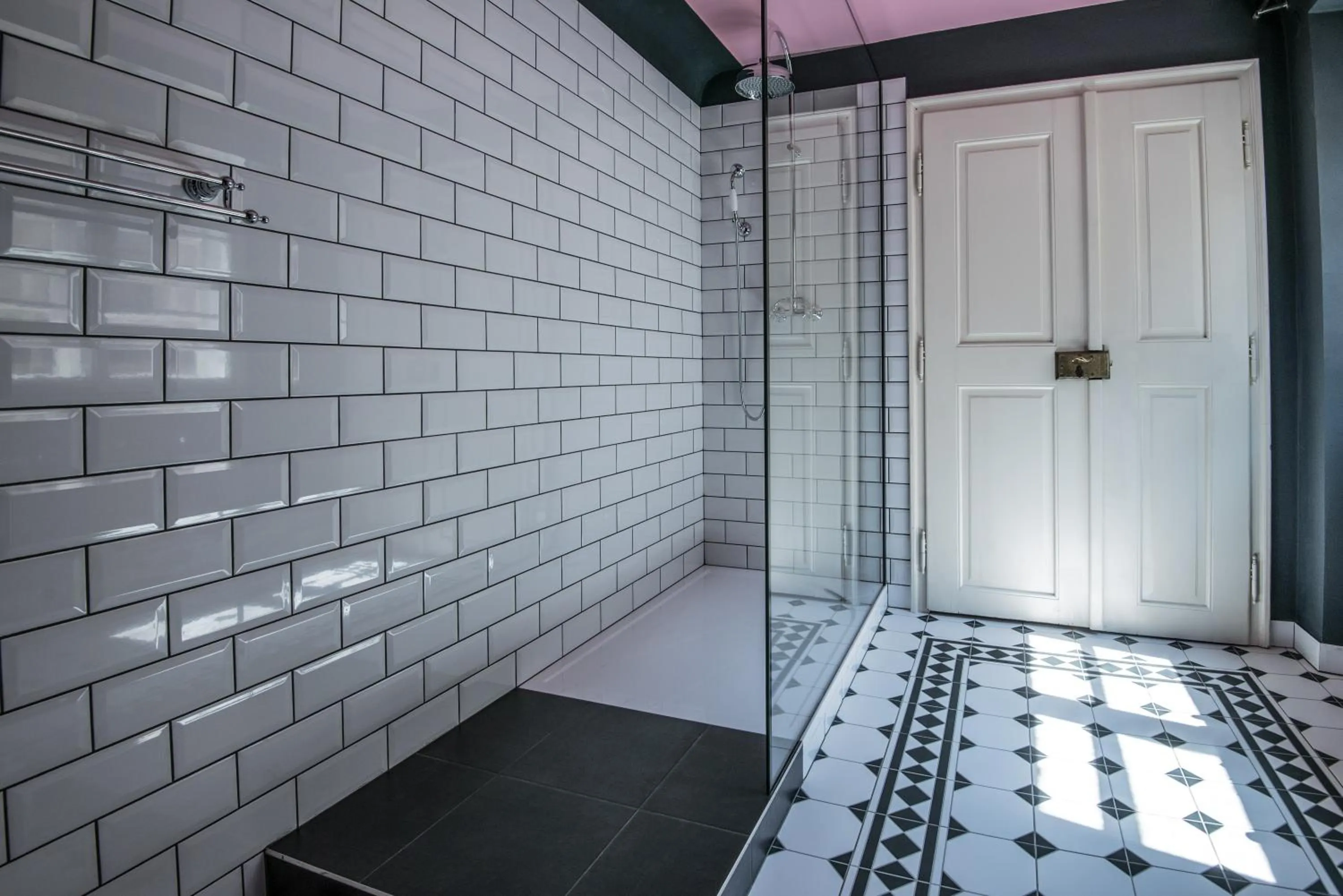 Shower in Domus Balthasar Boutique Hotel