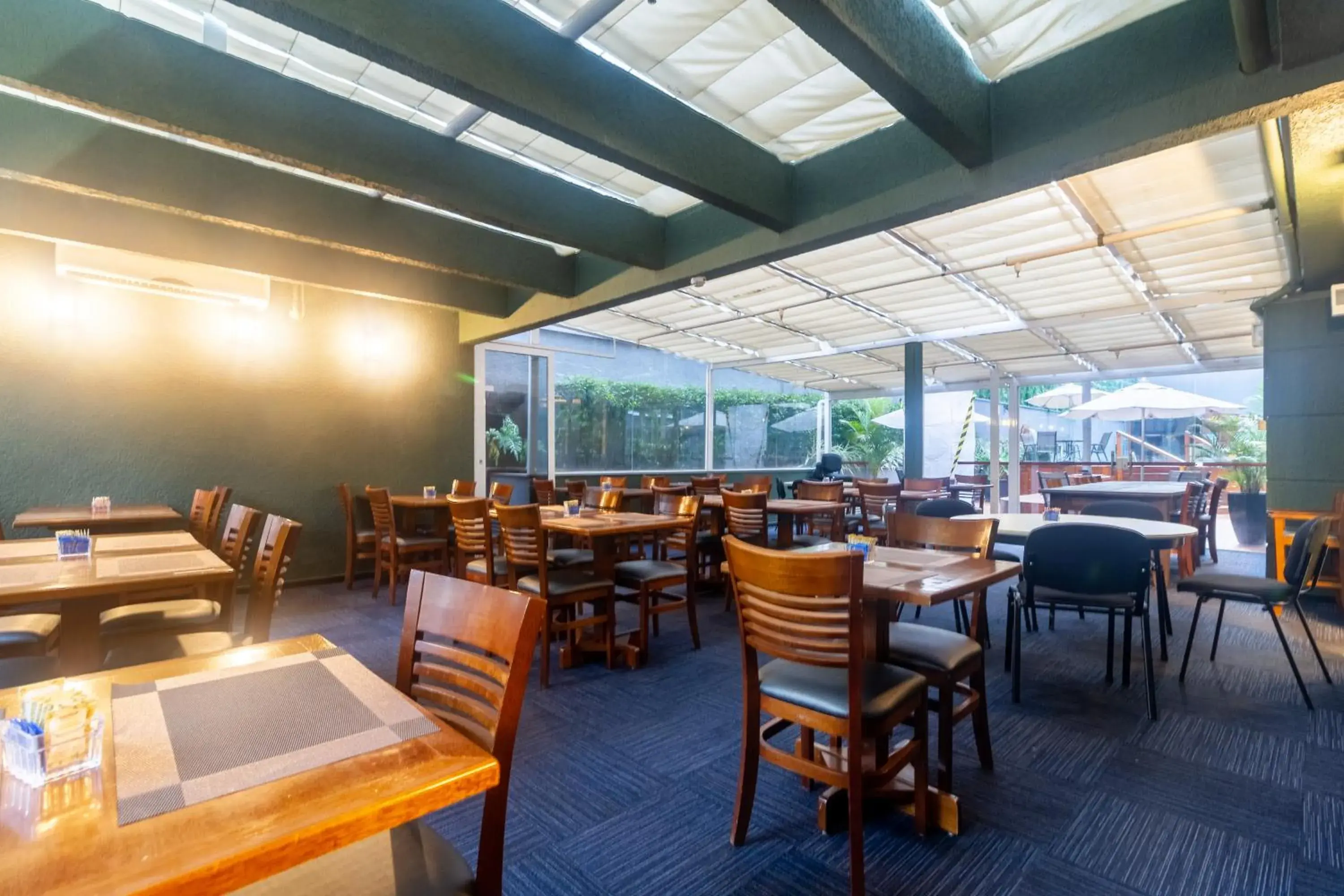 Restaurant/places to eat in Higienópolis The Standard Residence Restaurant/places to eat in Higienópolis The Standard Residence