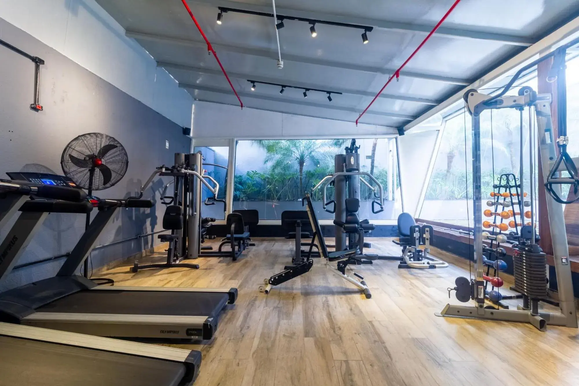 Fitness centre/facilities in Higienópolis The Standard Residence Fitness centre/facilities in Higienópolis The Standard Residence