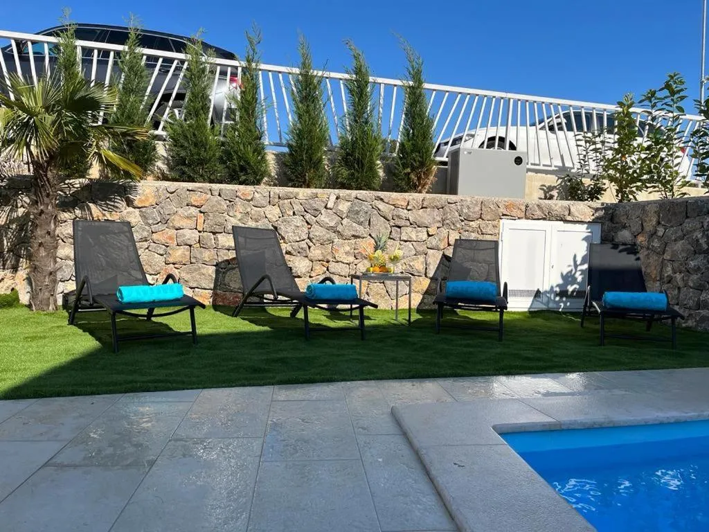 Harmony Luxury Villa