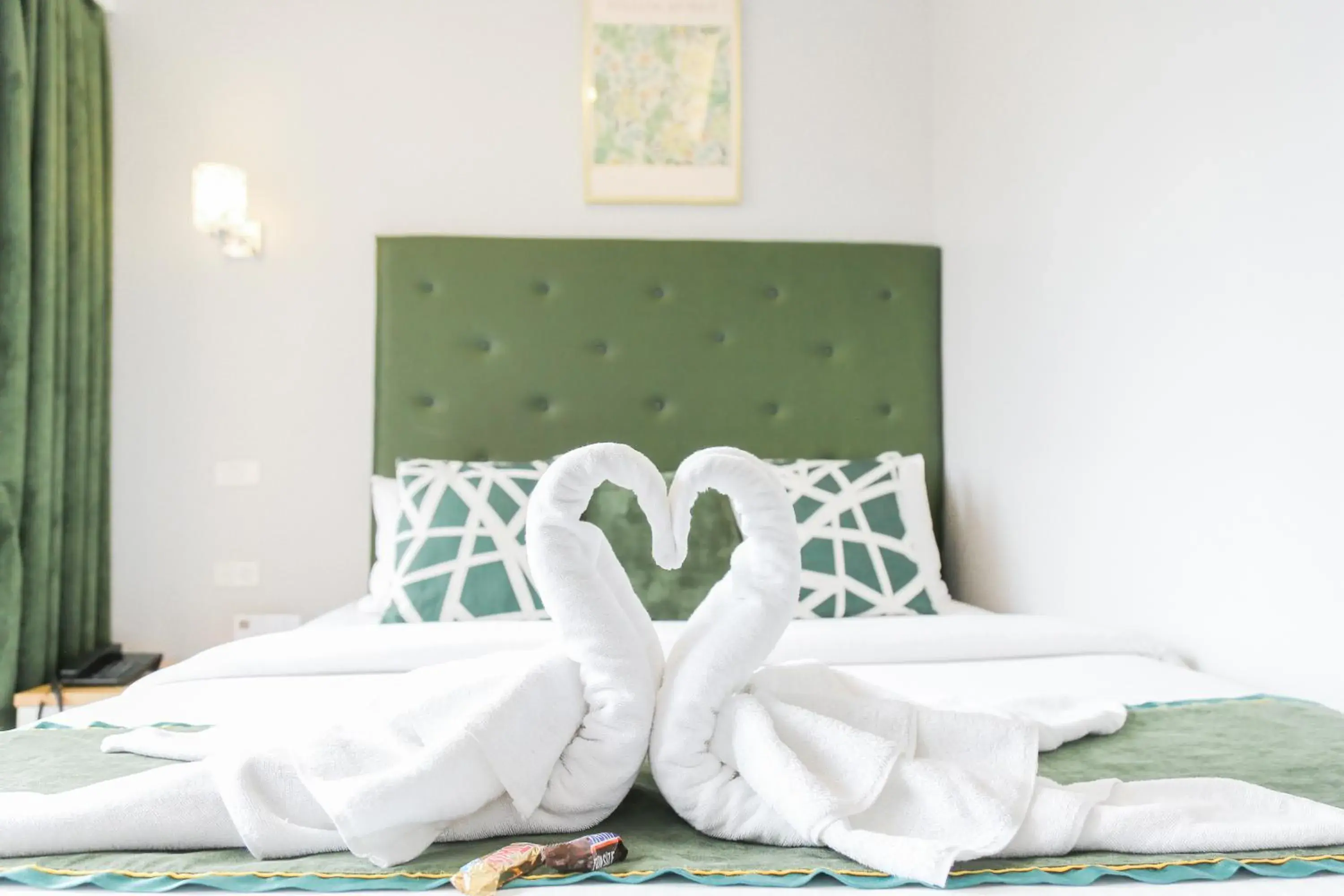 Bed in Pacific Bay Grand Suites Bed in Pacific Bay Grand Suites