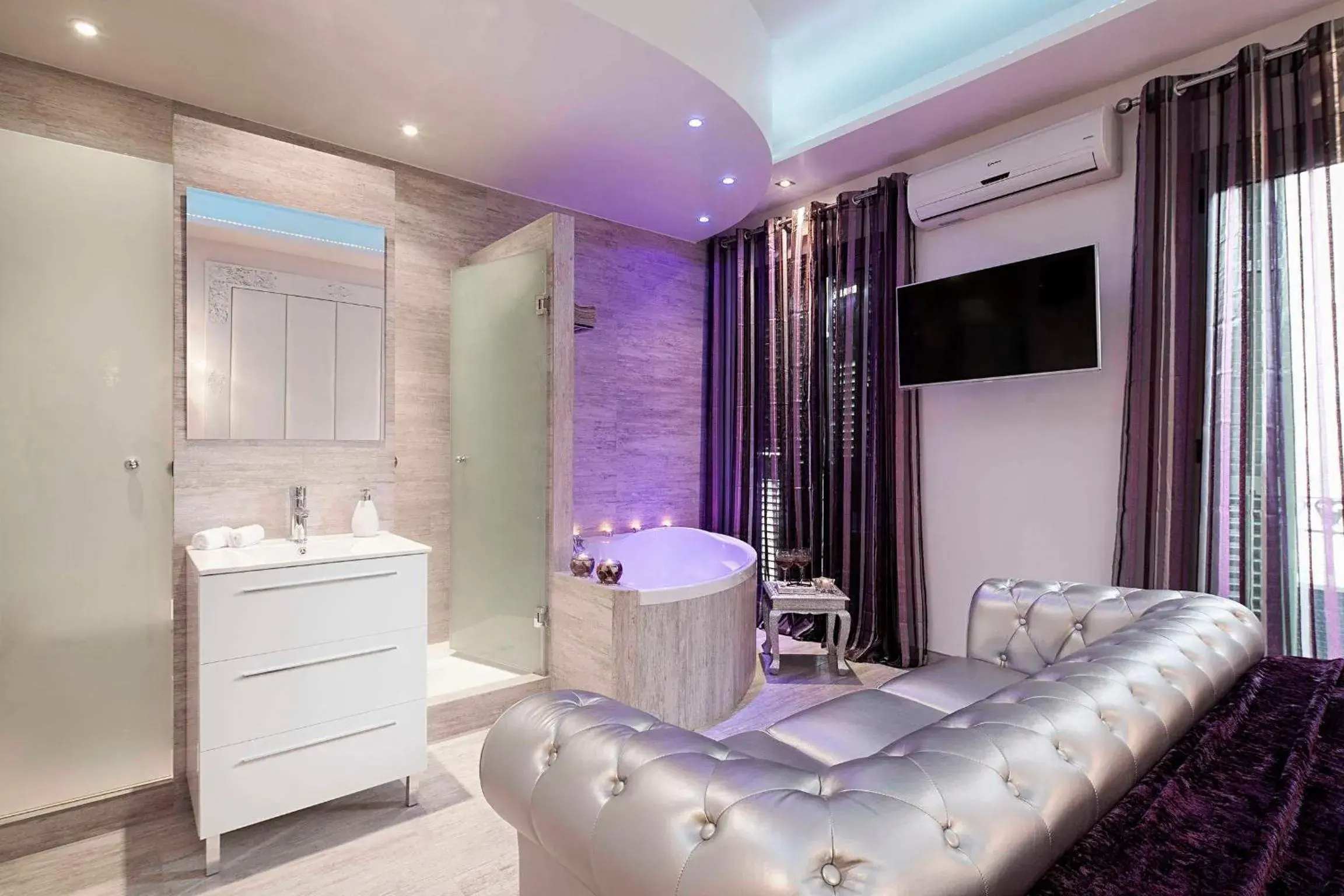 Romantic Barcelona Apartment Romantic Barcelona Apartment