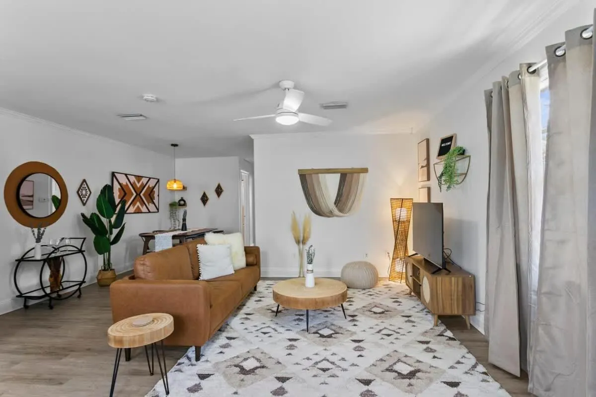 Boho Inspired Apt in the heart of Tampa Bay!