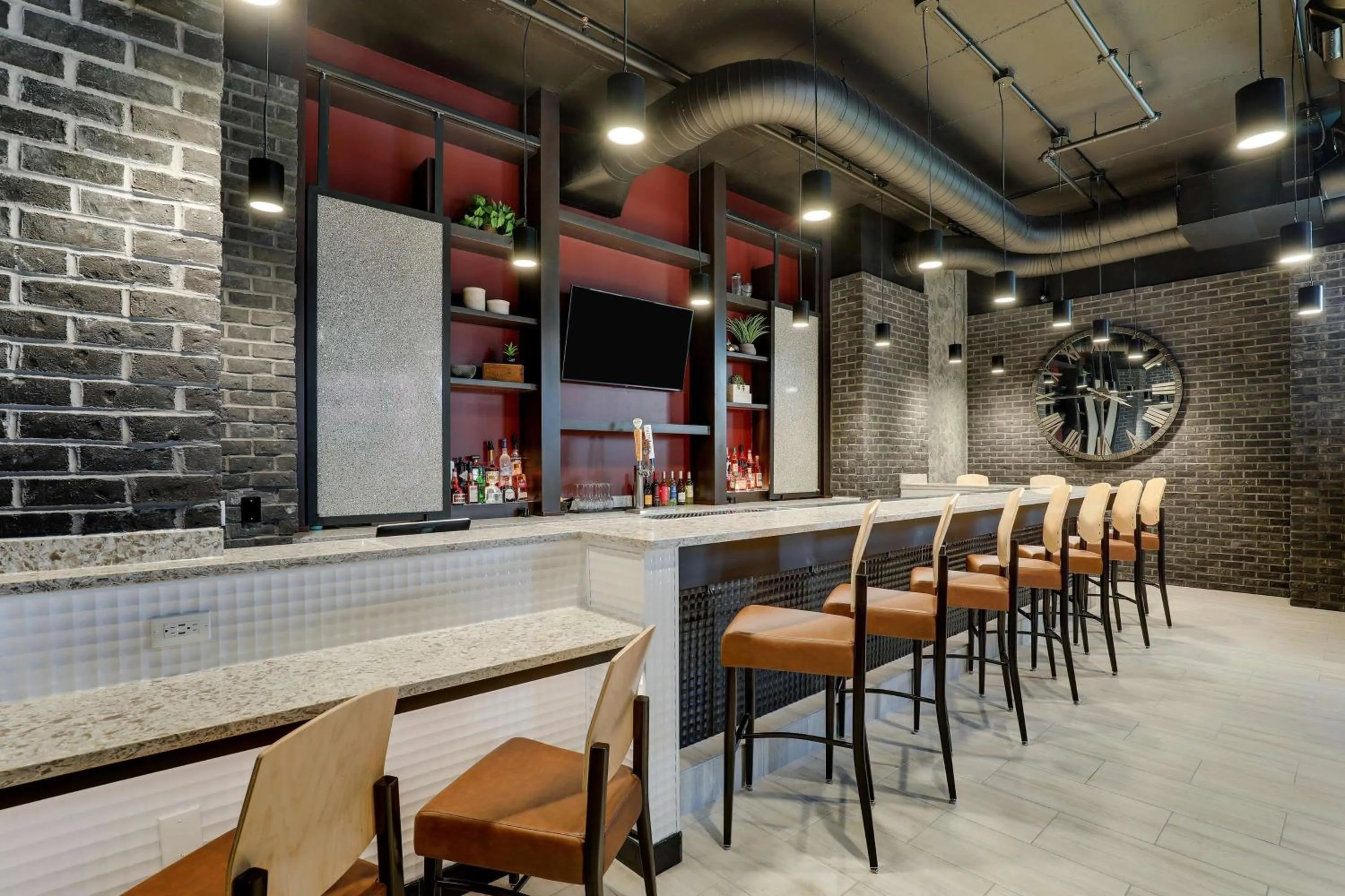 Lounge or bar in Drury Plaza Hotel Savannah Pooler