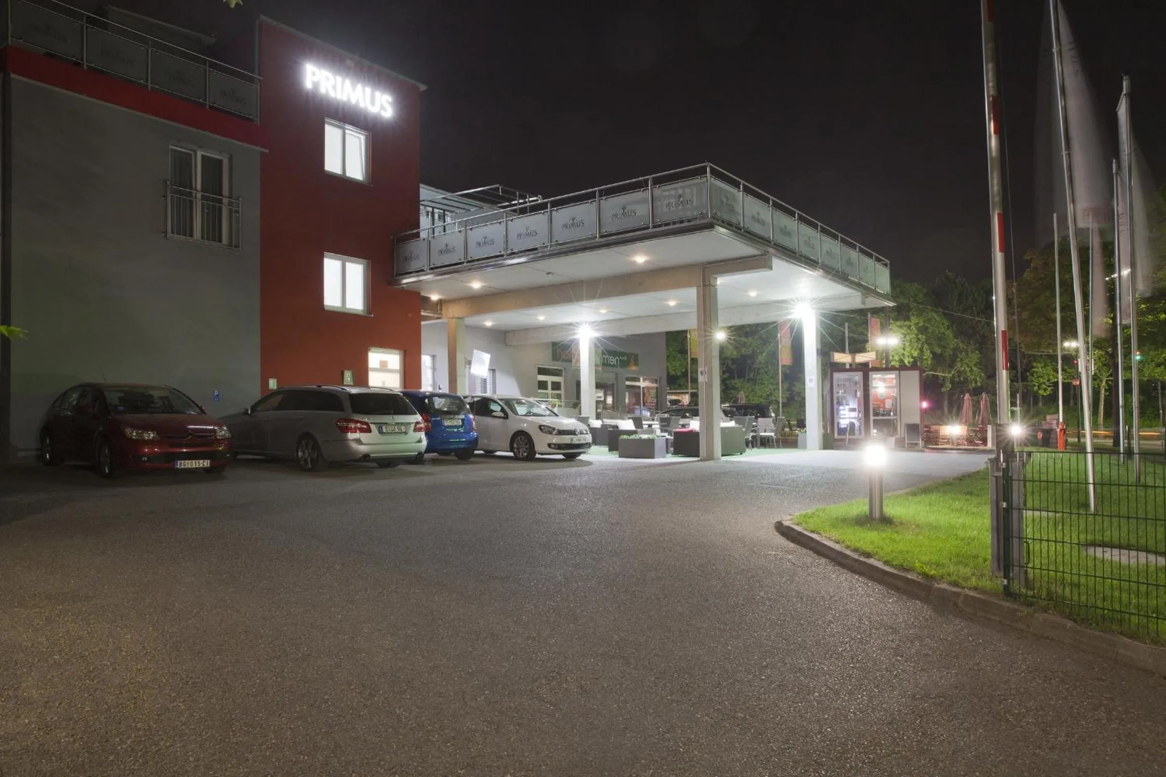 Street view in Primus Hotel & Apartments