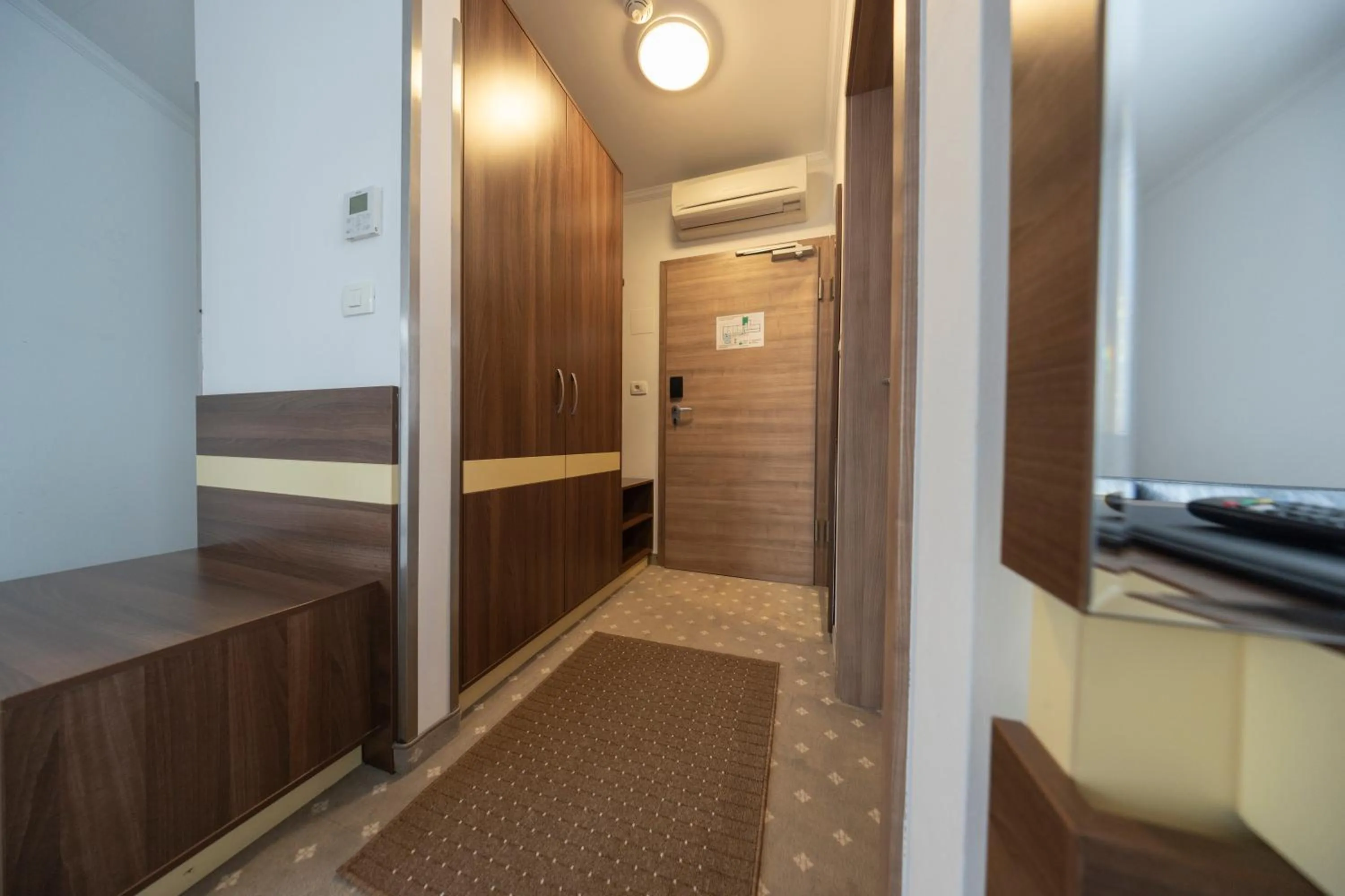 Primus Hotel & Apartments