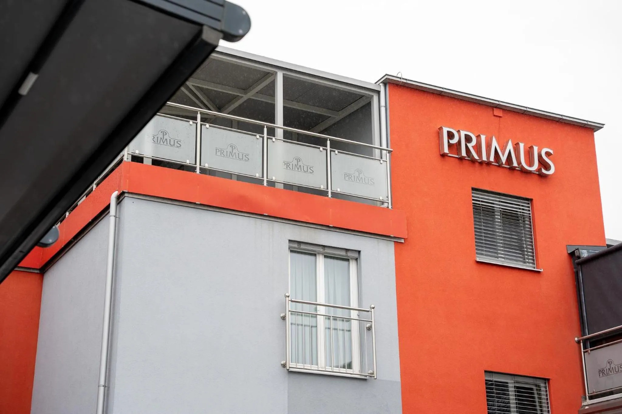 Primus Hotel & Apartments