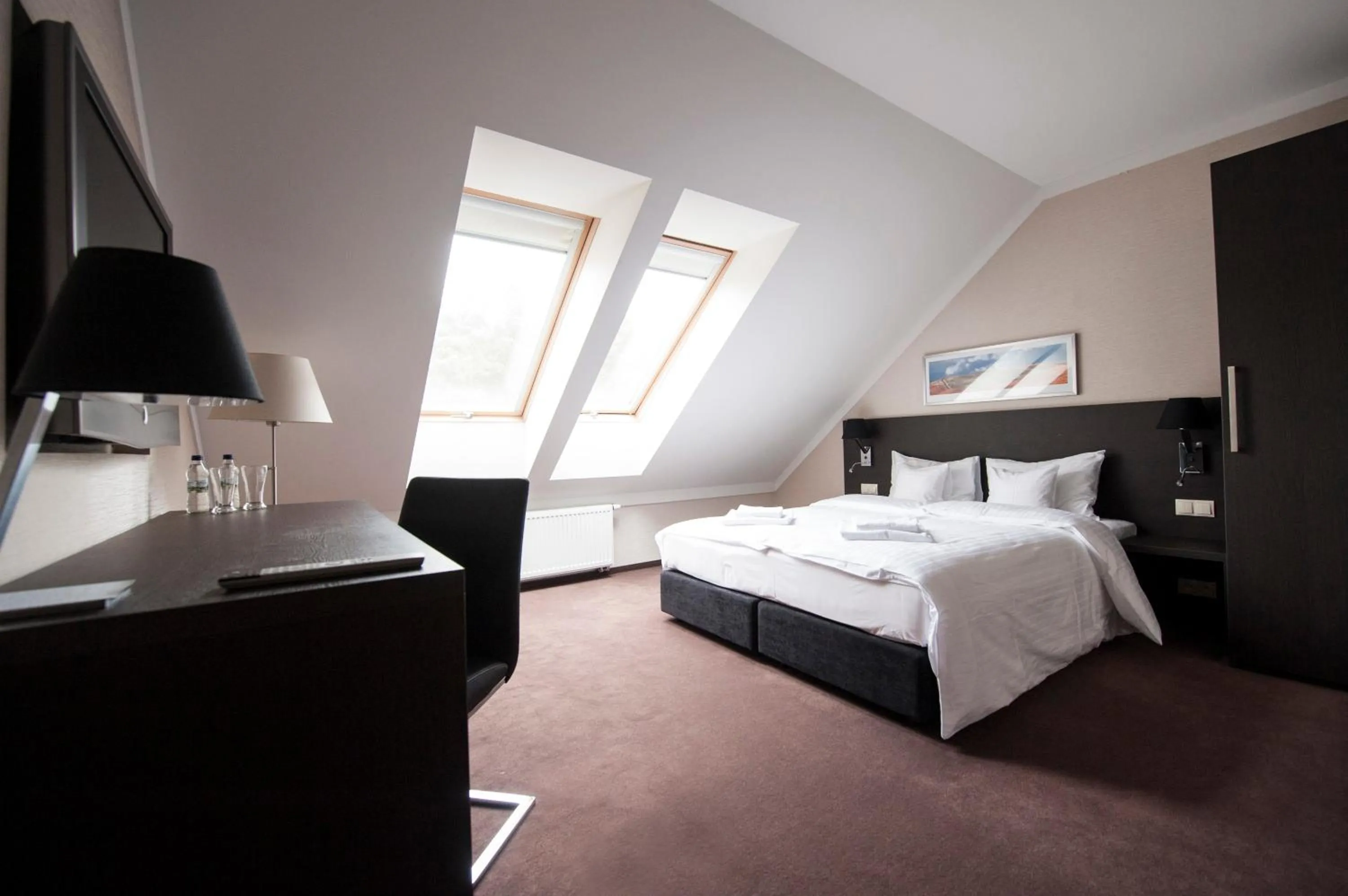 Photo of the whole room, Bed in Markus