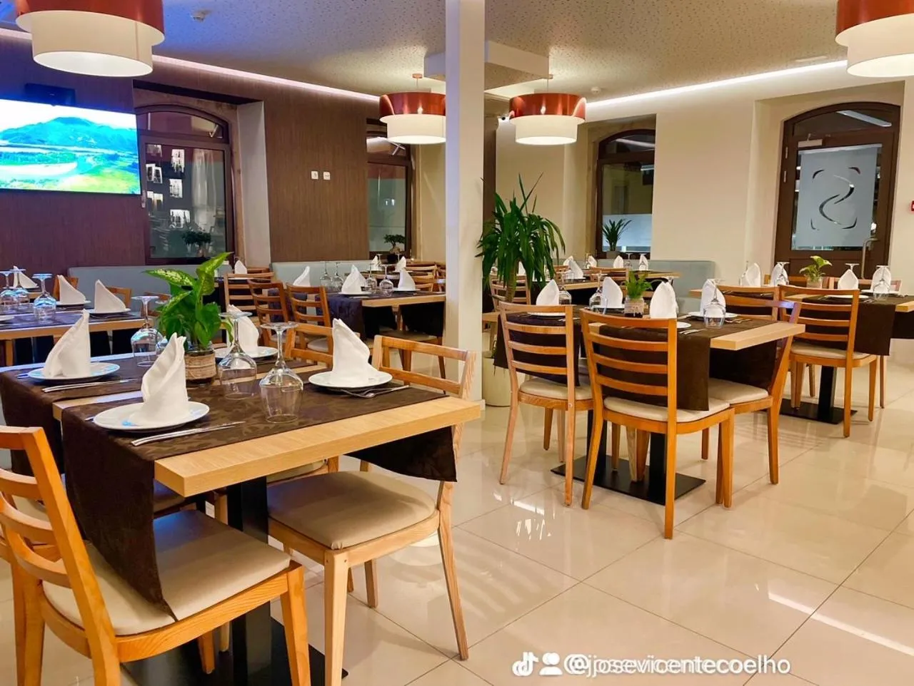 Restaurant/places to eat in Salero Guest House
