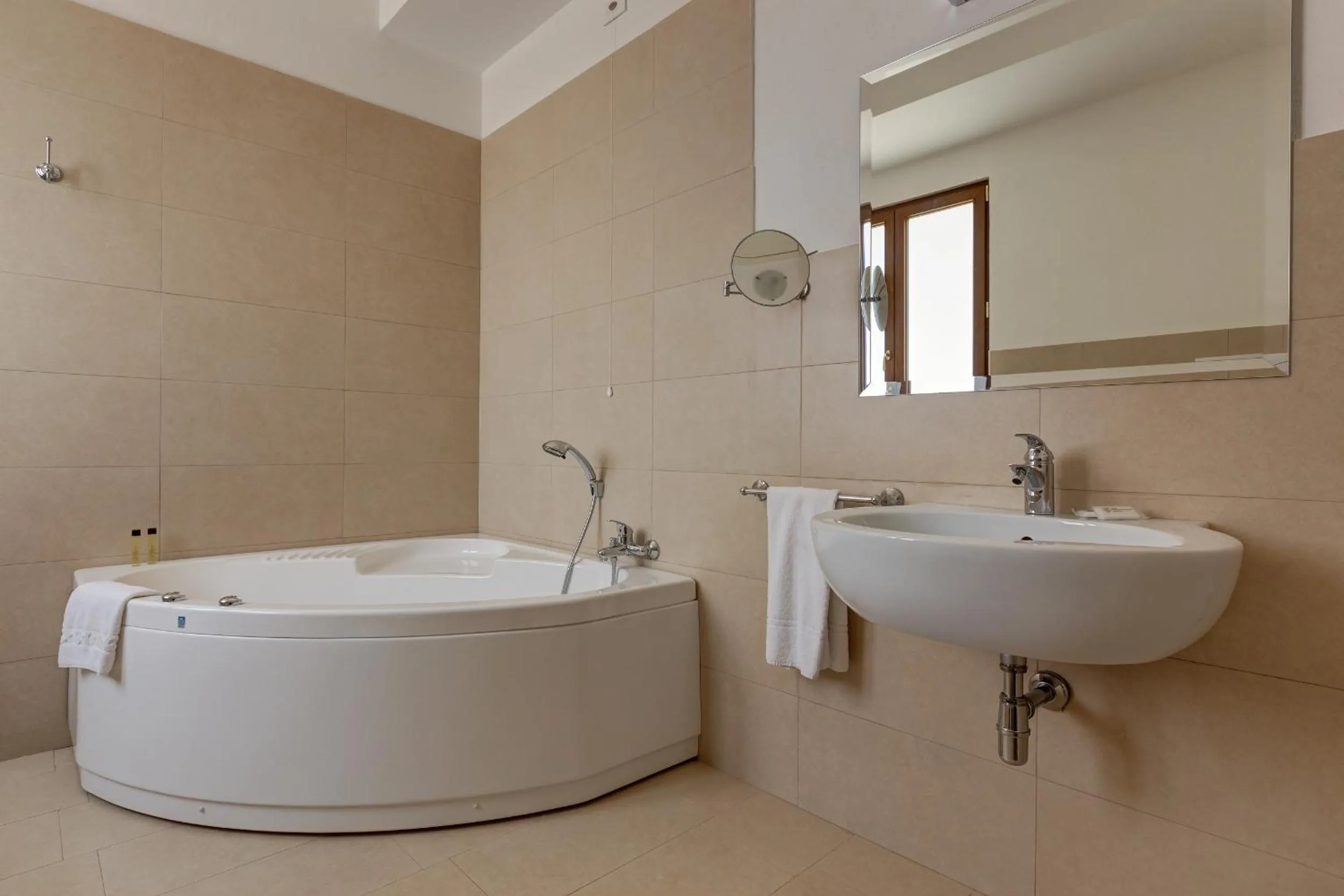 Bathroom in Hotel Parco delle Fontane