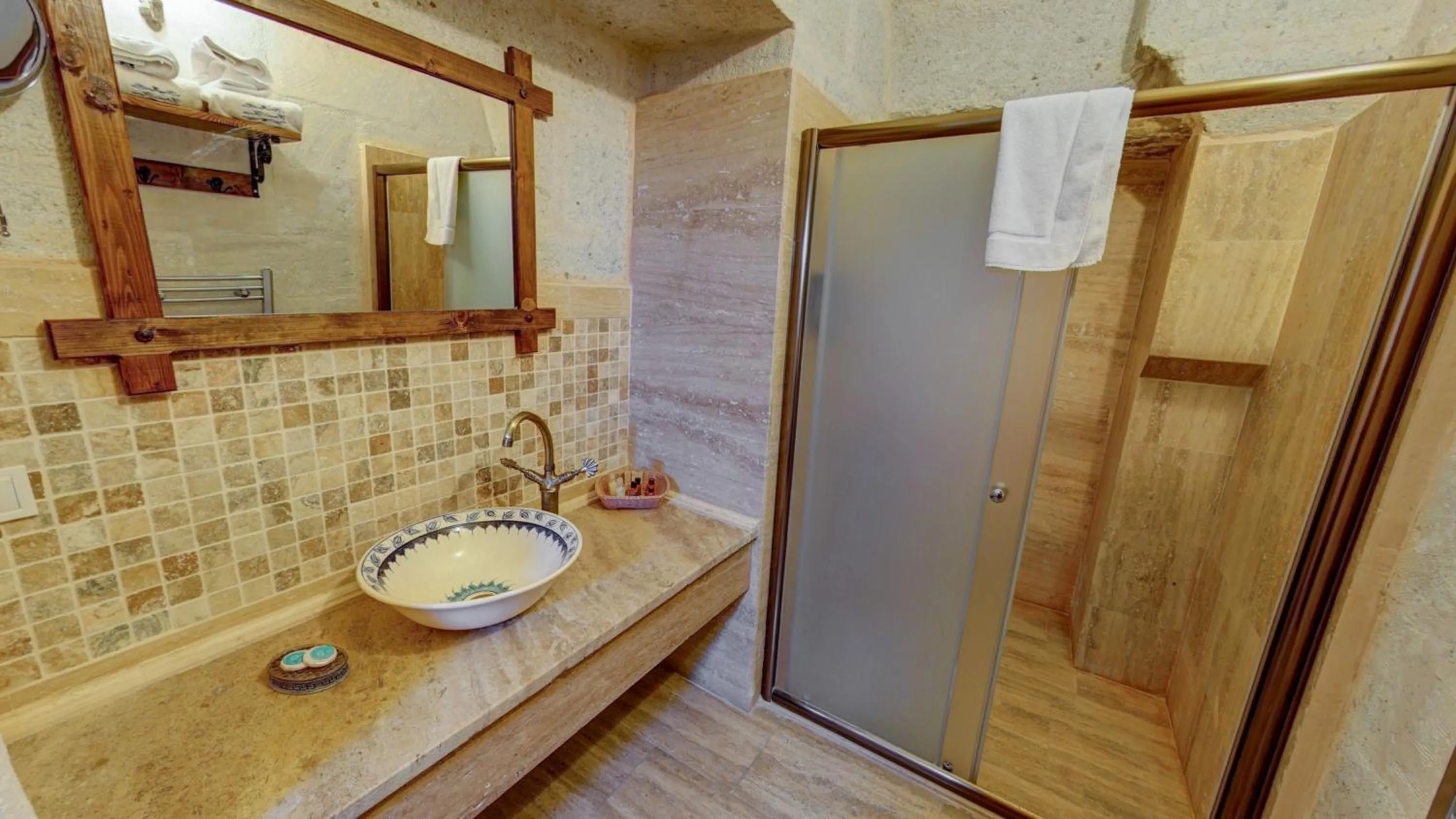 Shower in Hikmet's House