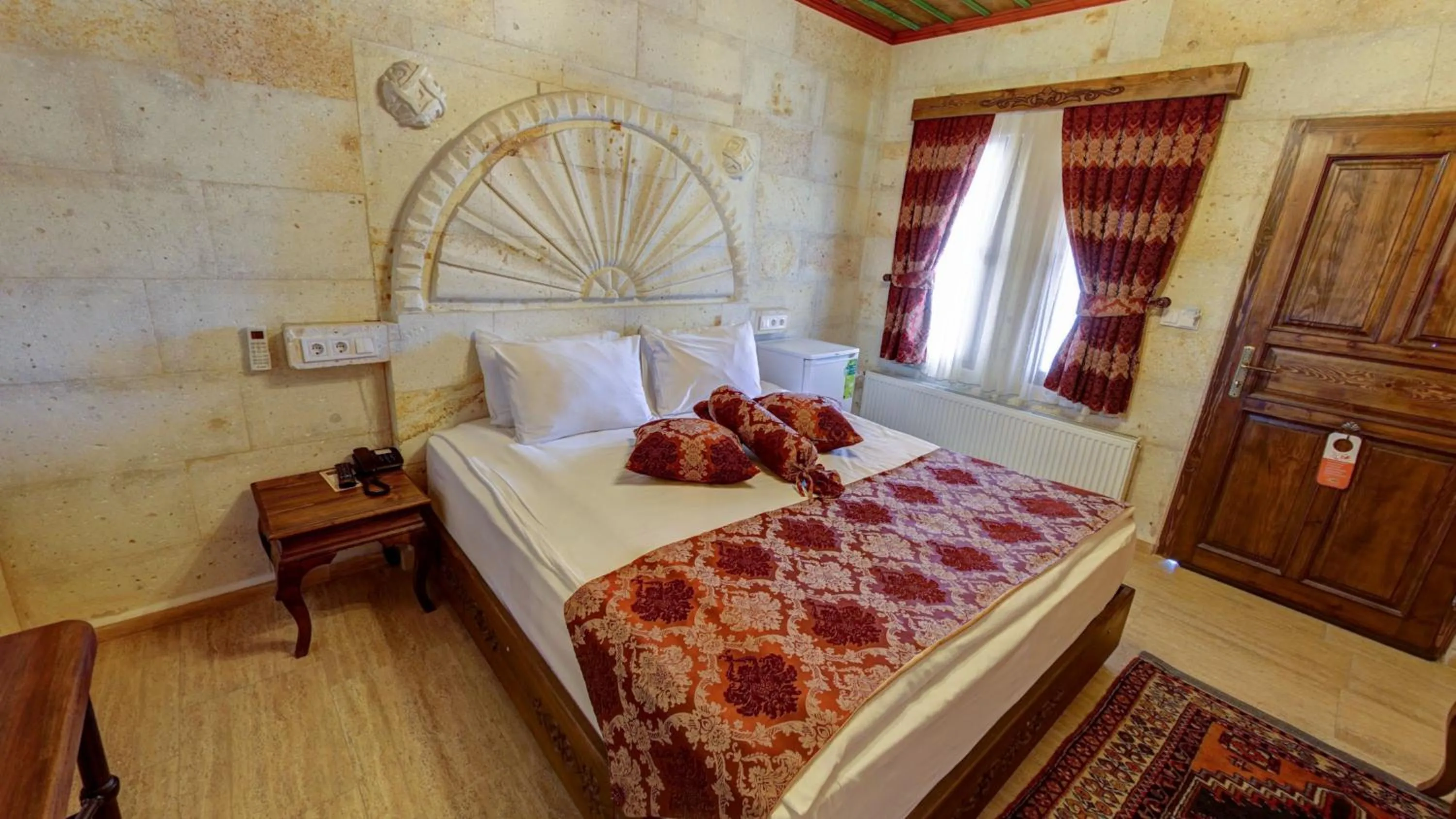 Bedroom, Bed in Hikmet's House