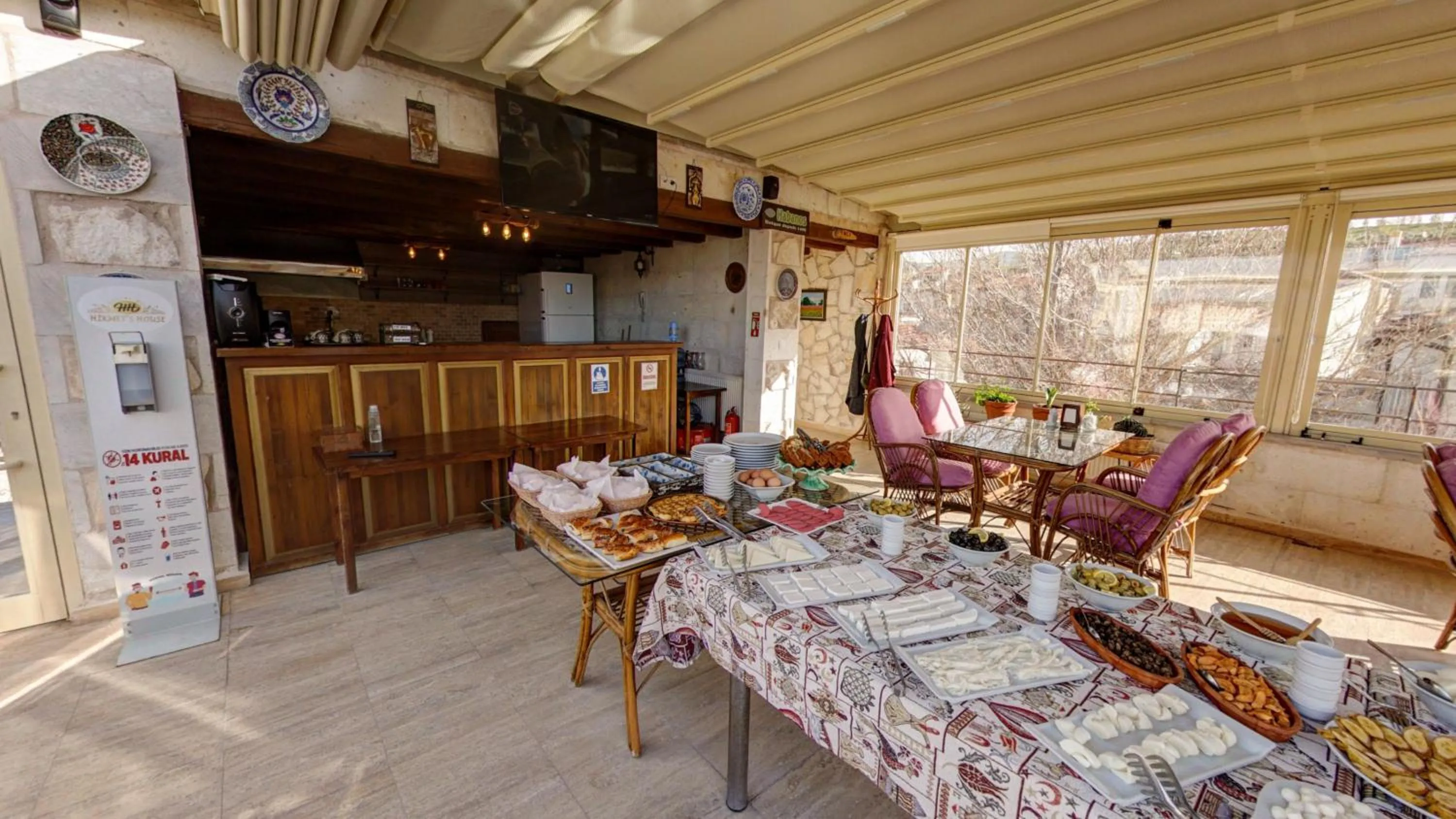 Breakfast in Hikmet's House