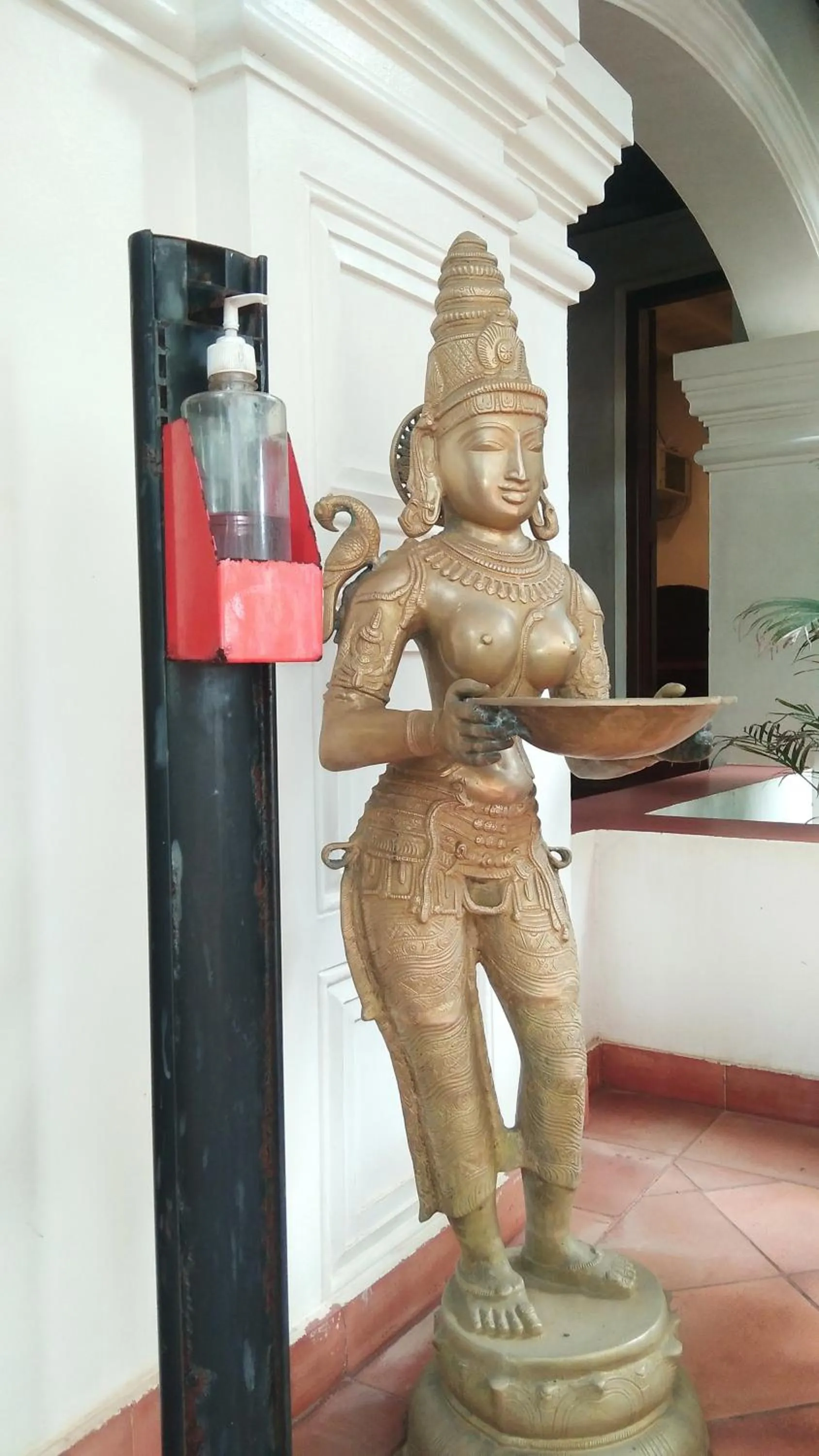 Facade/entrance in Raheem Residency