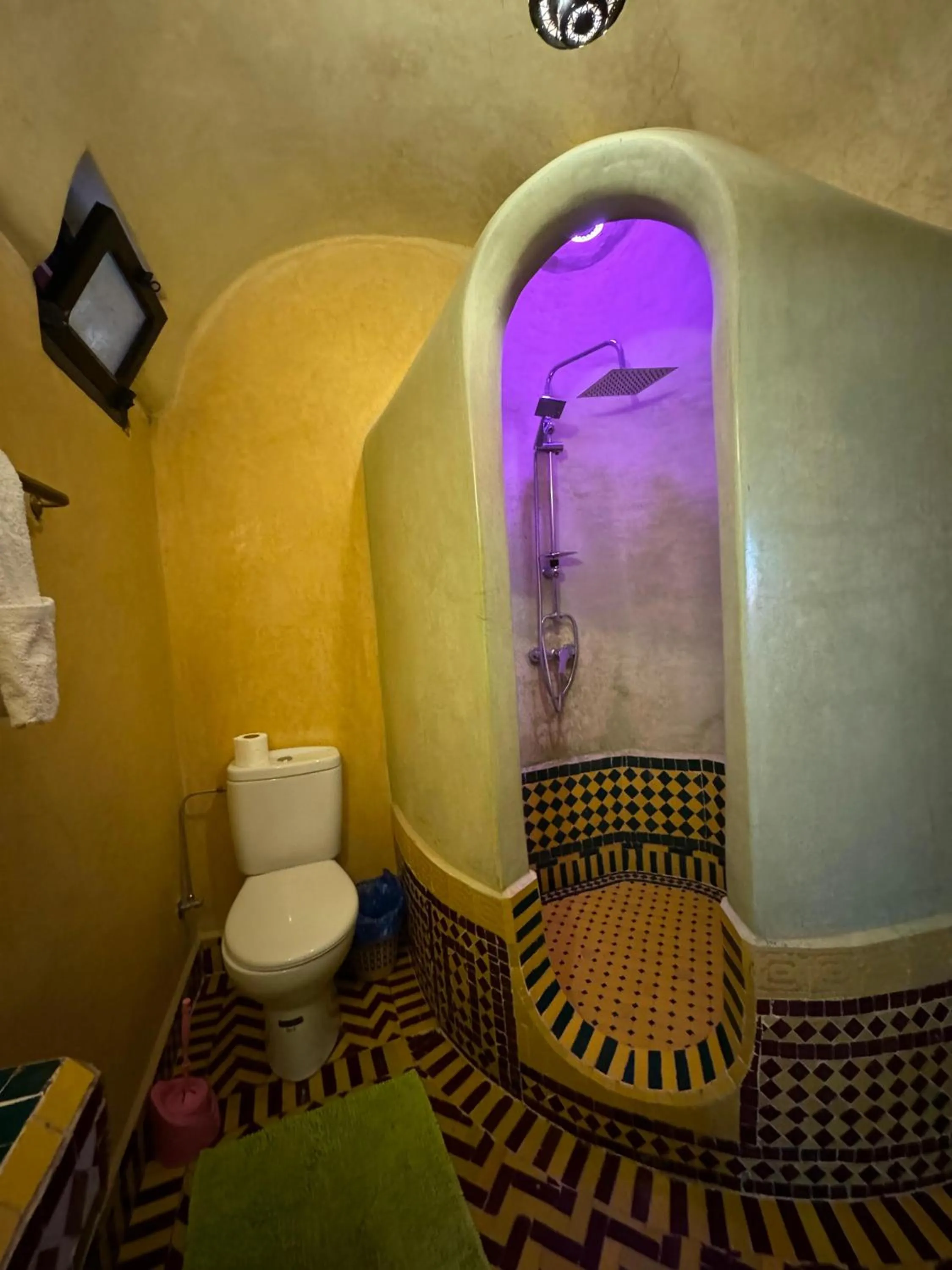 Shower in Riad Jnane Imlil