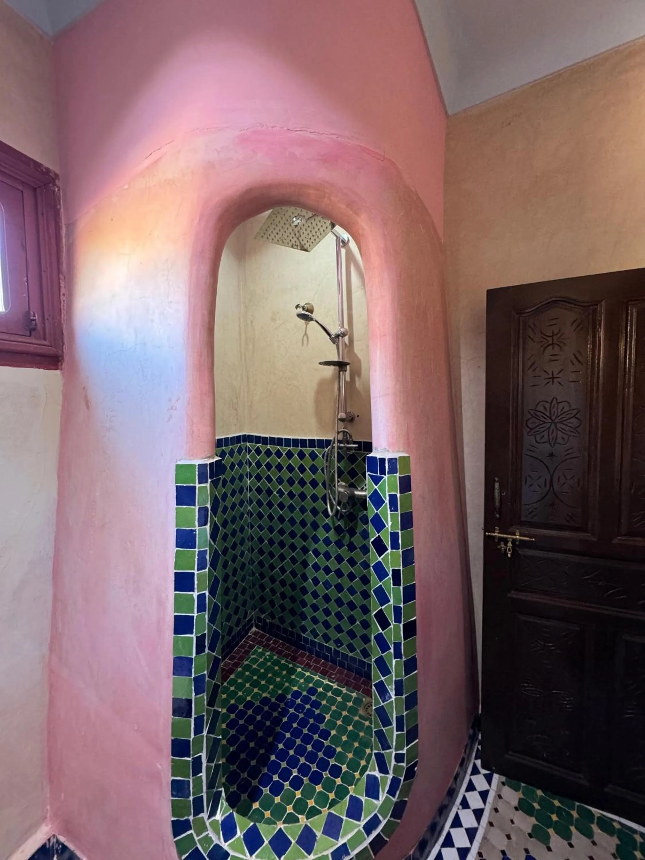 Shower in Riad Jnane Imlil
