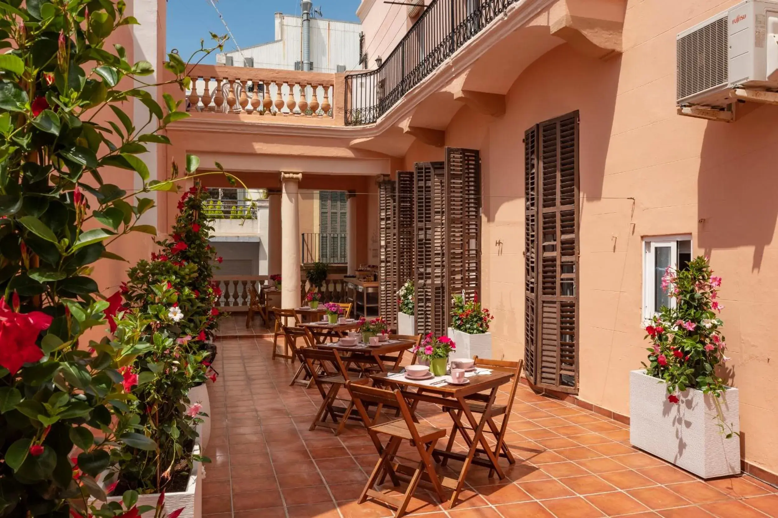 Antonios Hostal Antonios Hostal