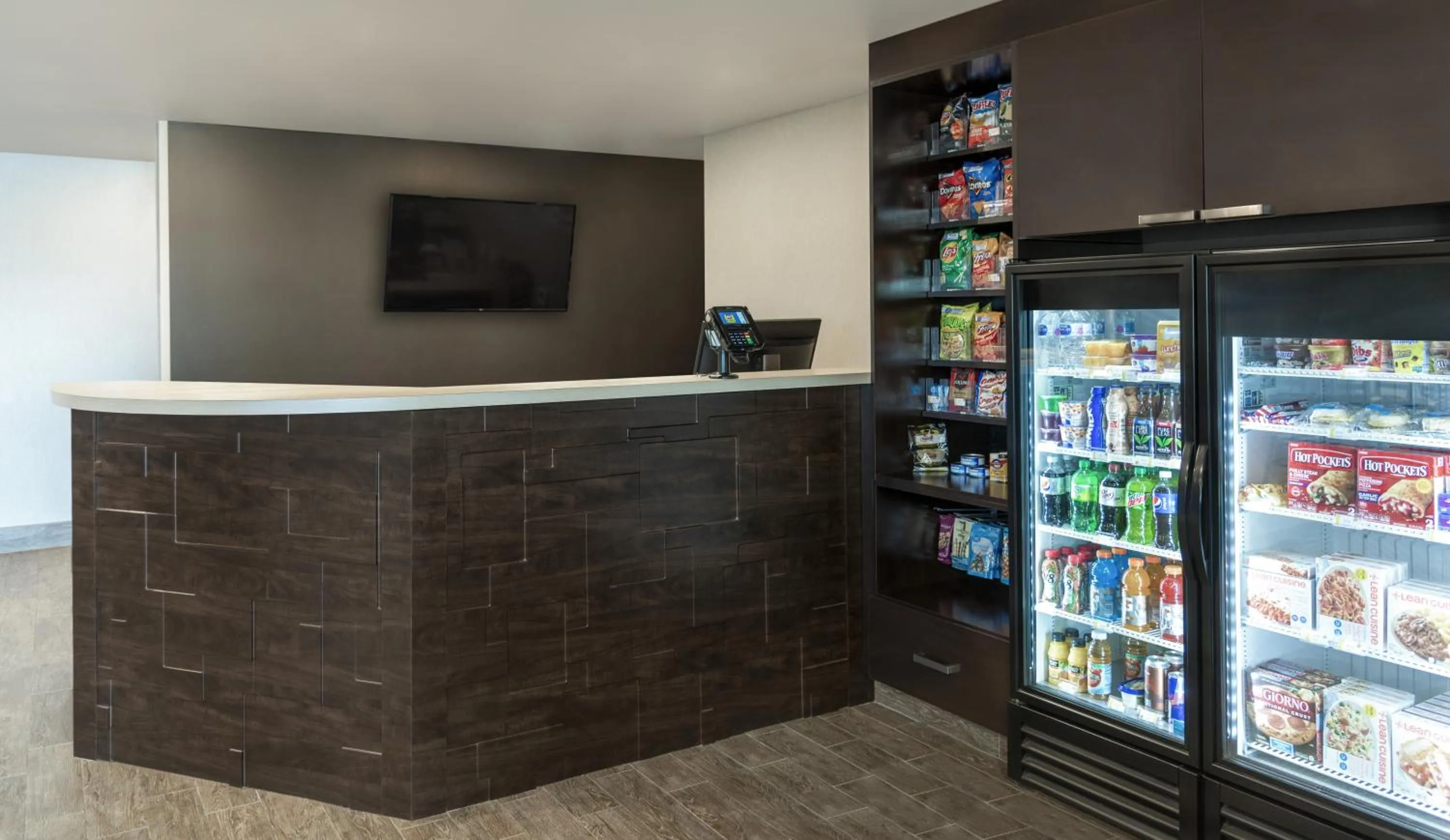 Lobby or reception in My Place Hotel-East Moline/Quad Cities, IL