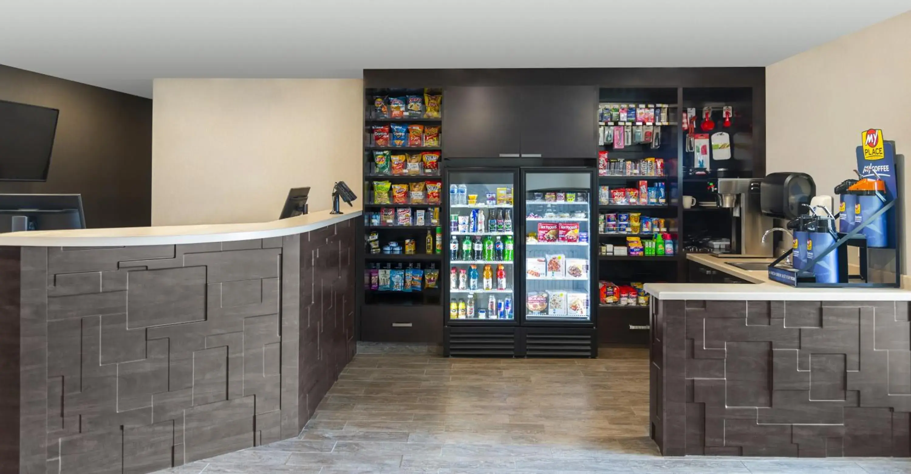 Restaurant/places to eat in My Place Hotel-East Moline/Quad Cities, IL Restaurant/places to eat in My Place Hotel-East Moline/Quad Cities, IL