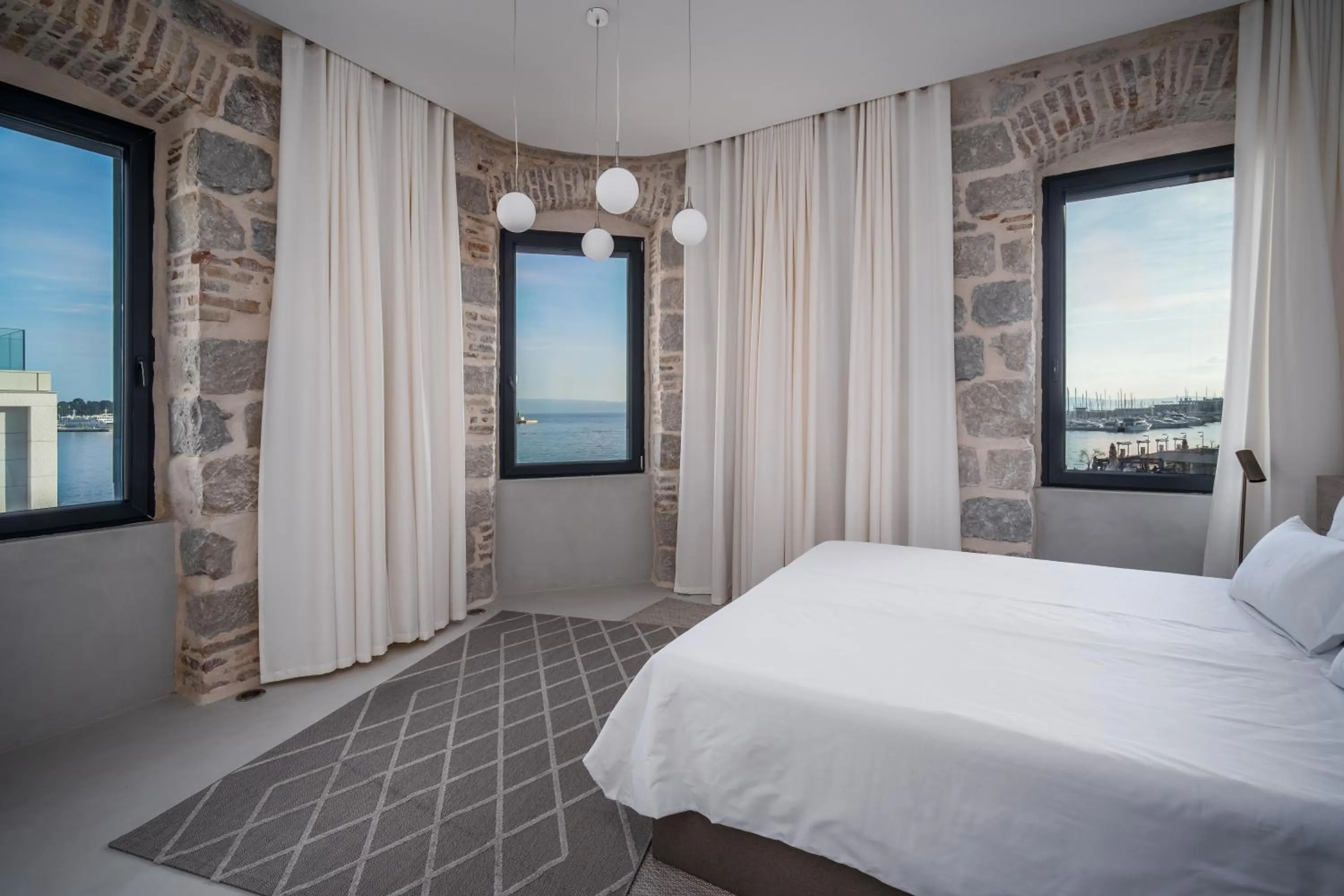 Architect's seafront flat