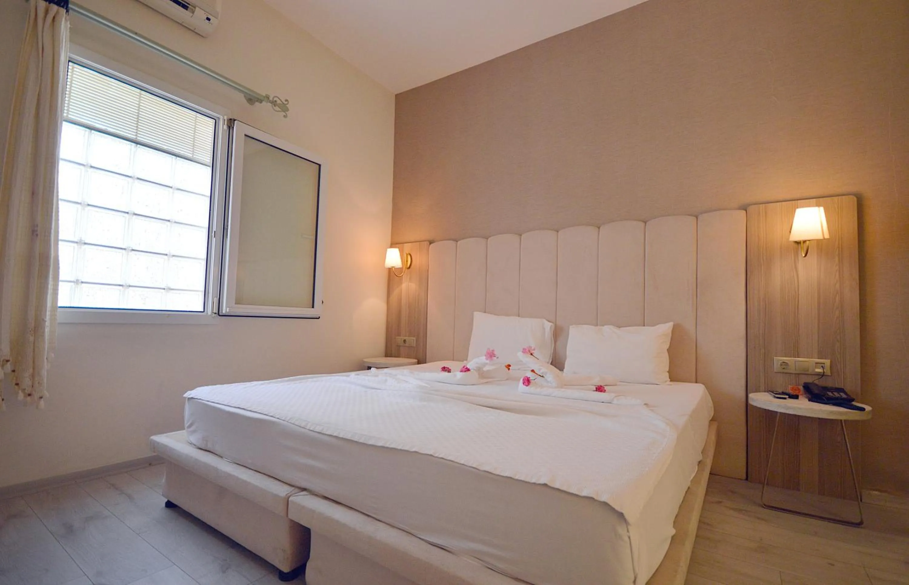 Bedroom in The Hotel 48