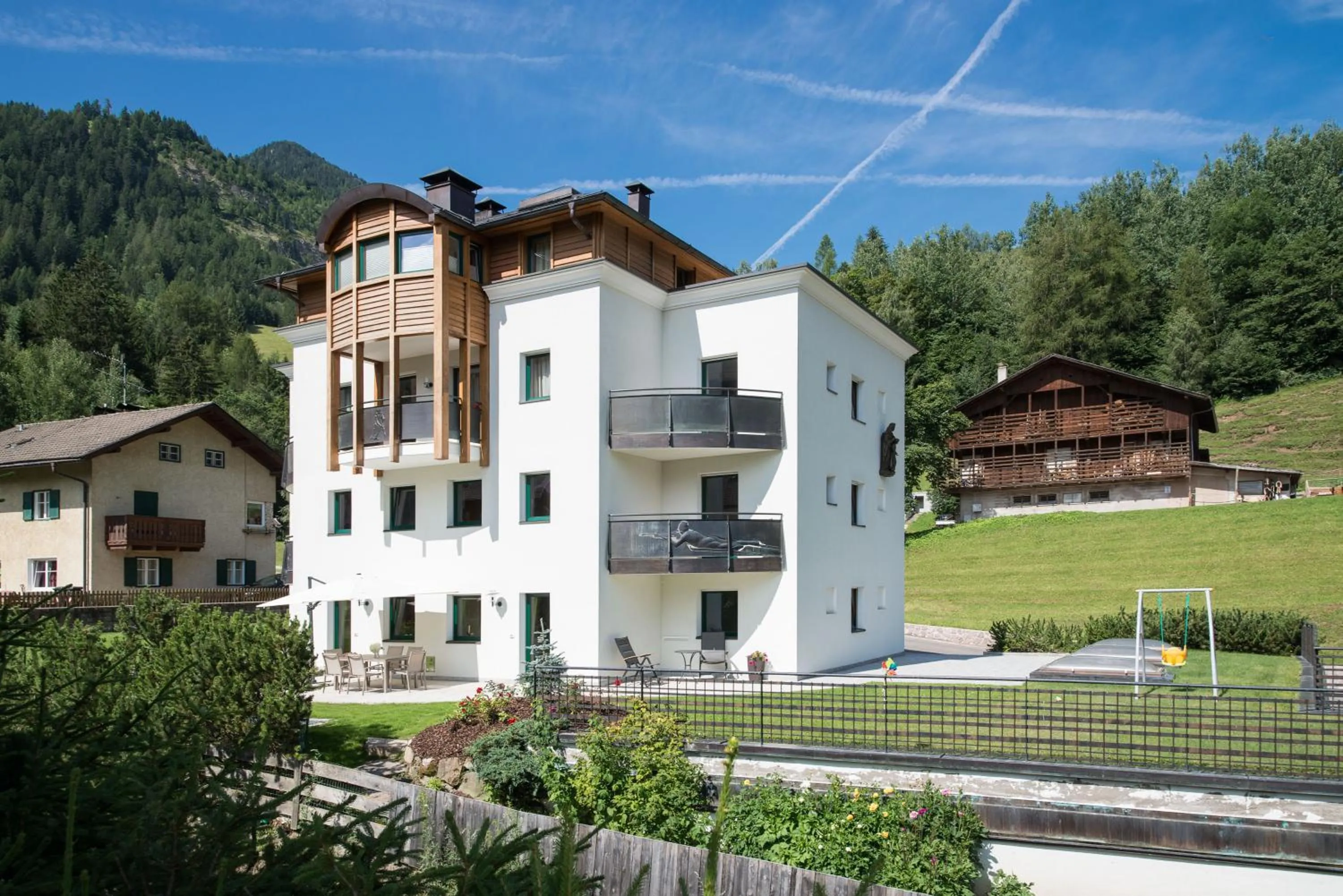 Property building in Alpin Sport