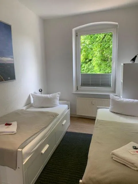 Photo of the whole room, Bed in City Hotel-Pension Brandenburg