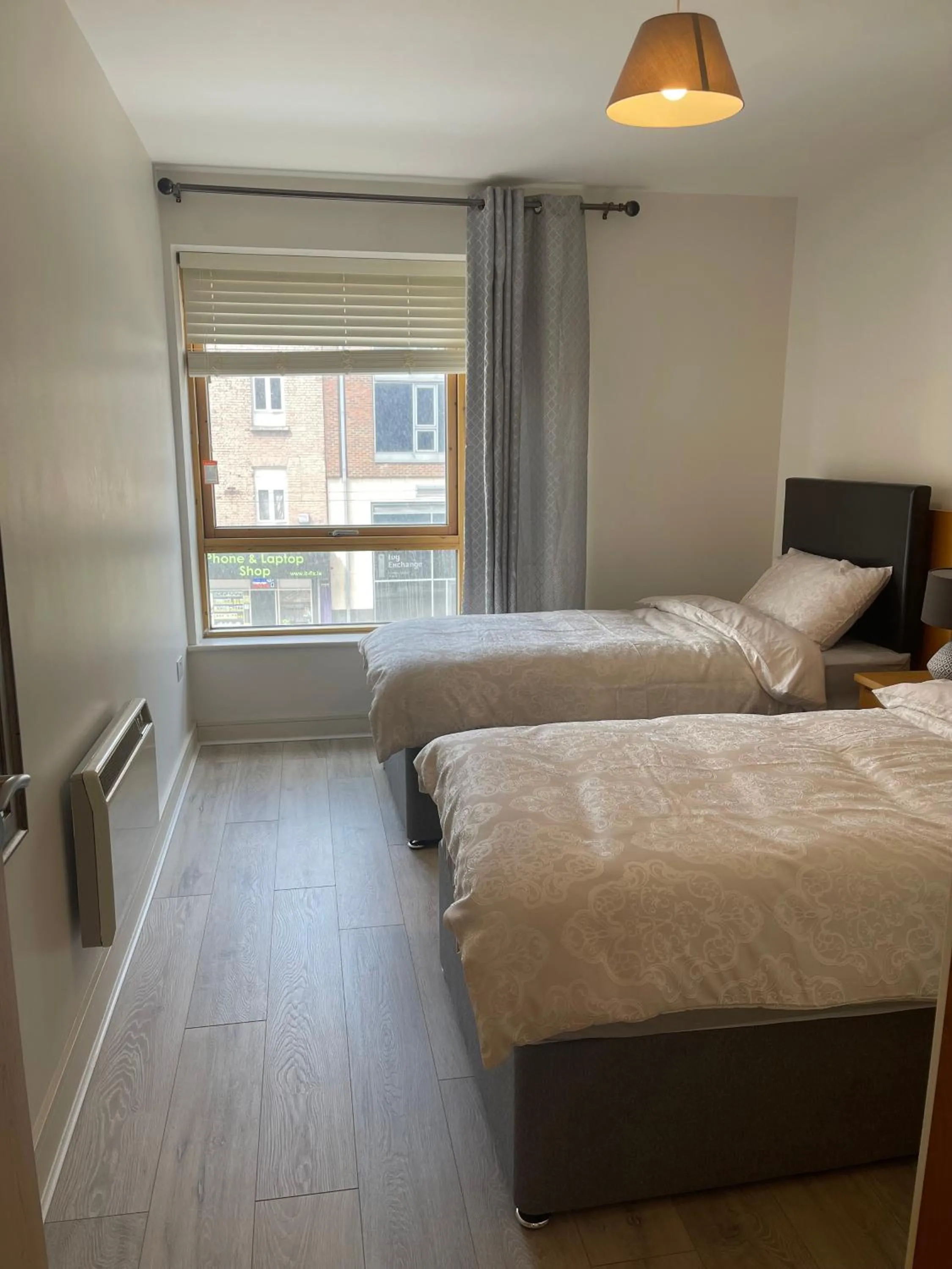 Bed in Greeg Court