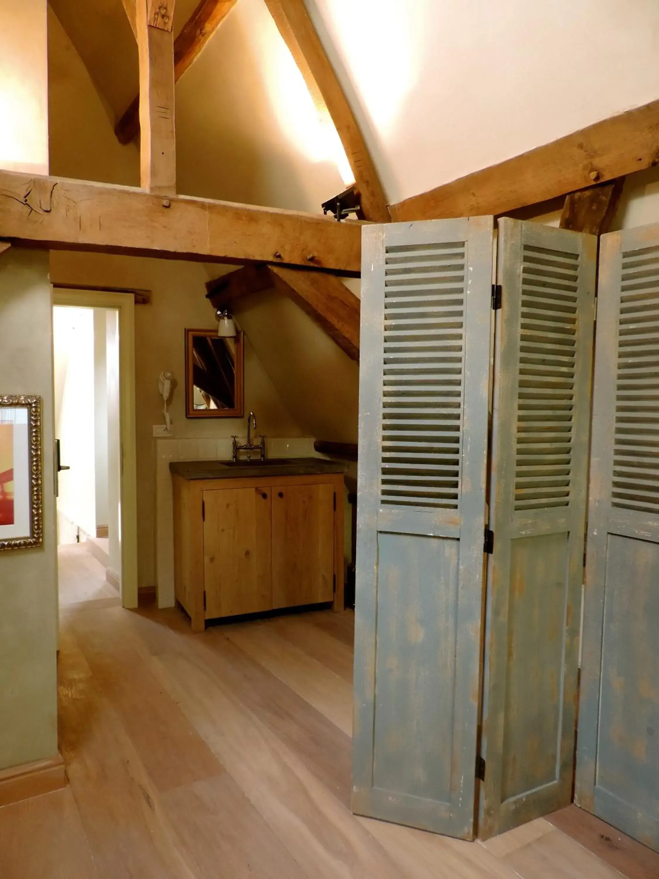 Superior Double or Twin Room with City View in B&B Saint-Sauveur Bruges Superior Double or Twin Room with City View in B&B Saint-Sauveur Bruges