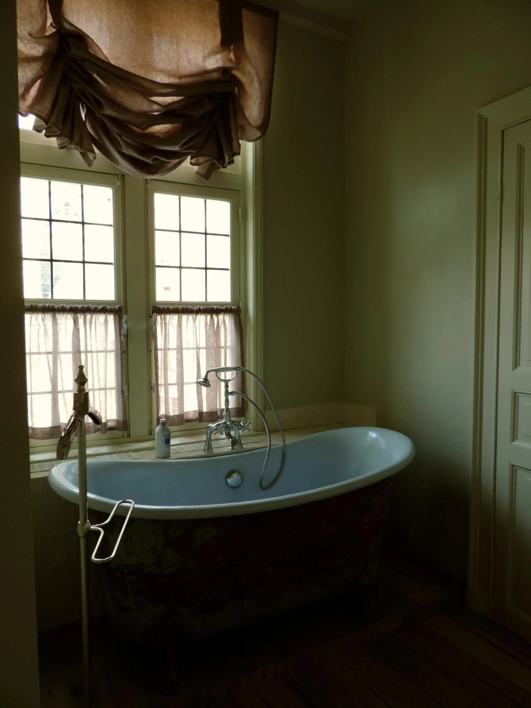 Bathroom in B&B Saint-Sauveur Bruges