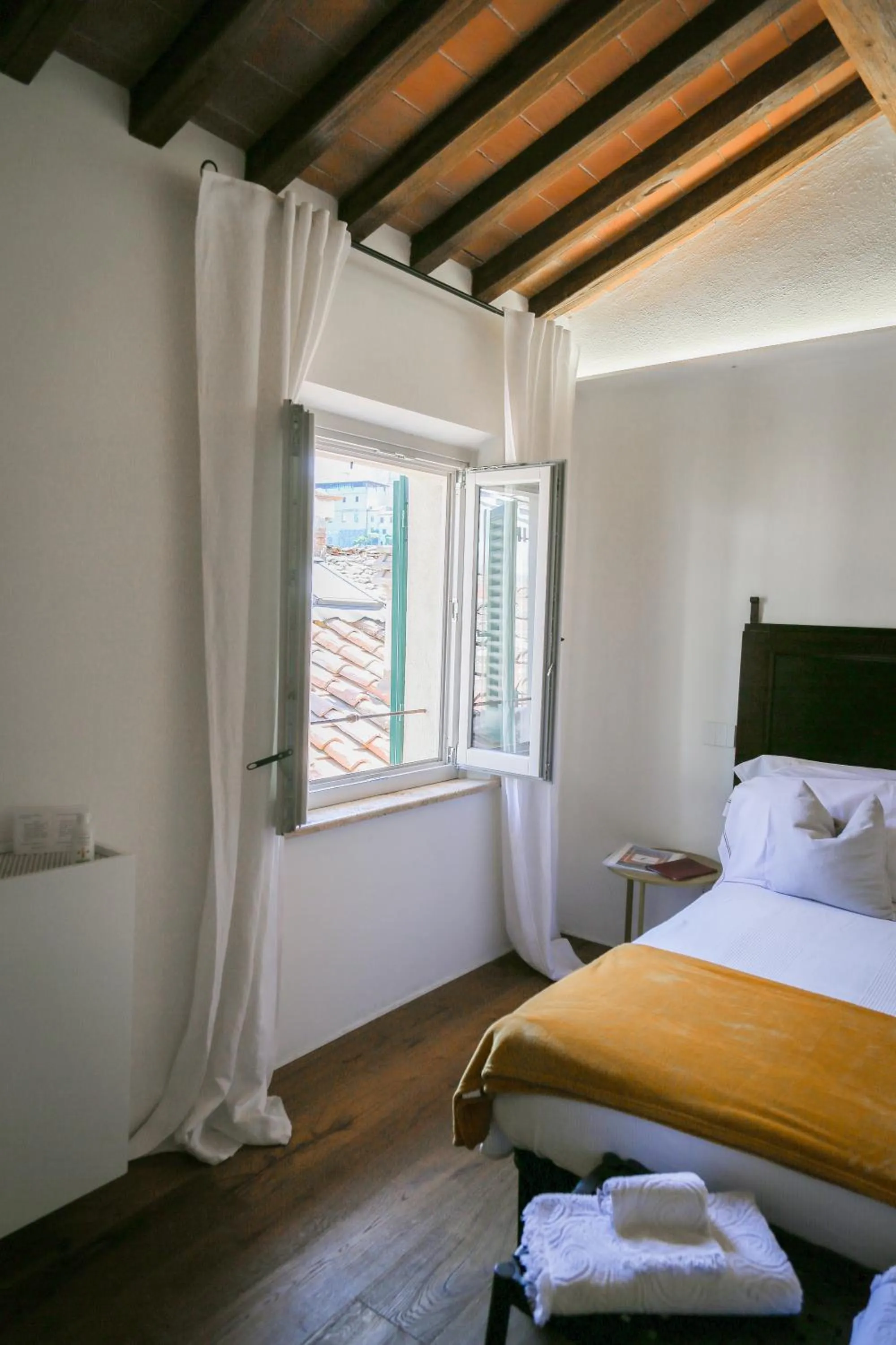 Bed in MontepulcianoLettings