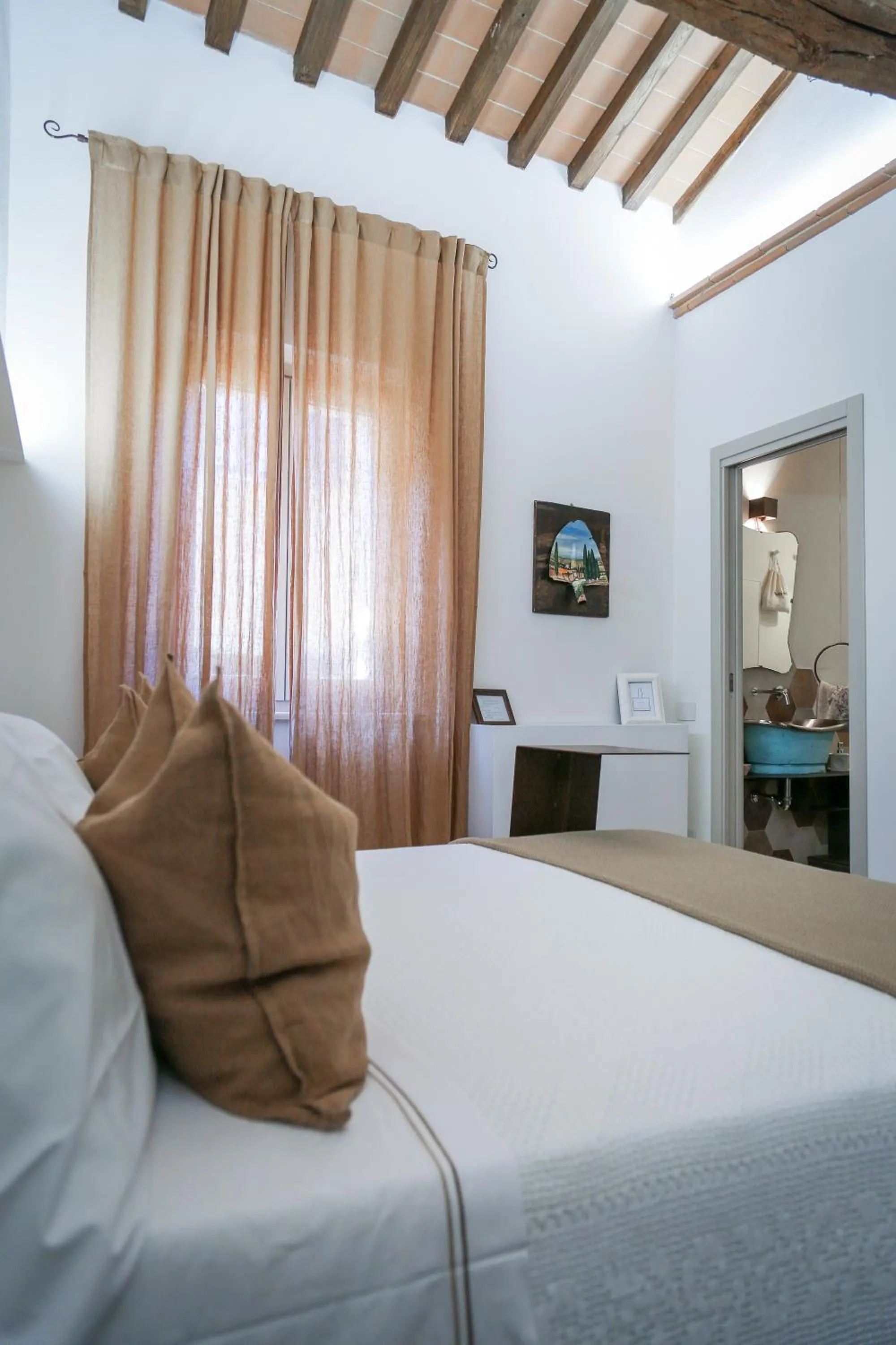 Bed in MontepulcianoLettings