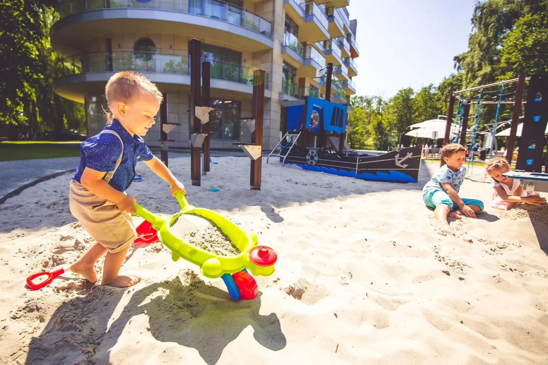 Property building in Diune Hotel by Zdrojowa Property building in Diune Hotel by Zdrojowa