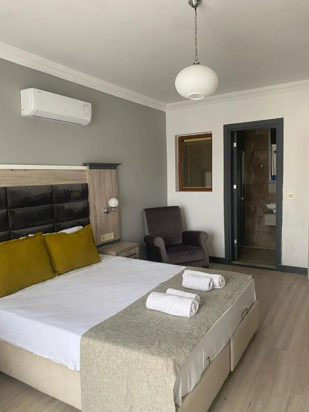 Bed in Akkan Beach Hotel