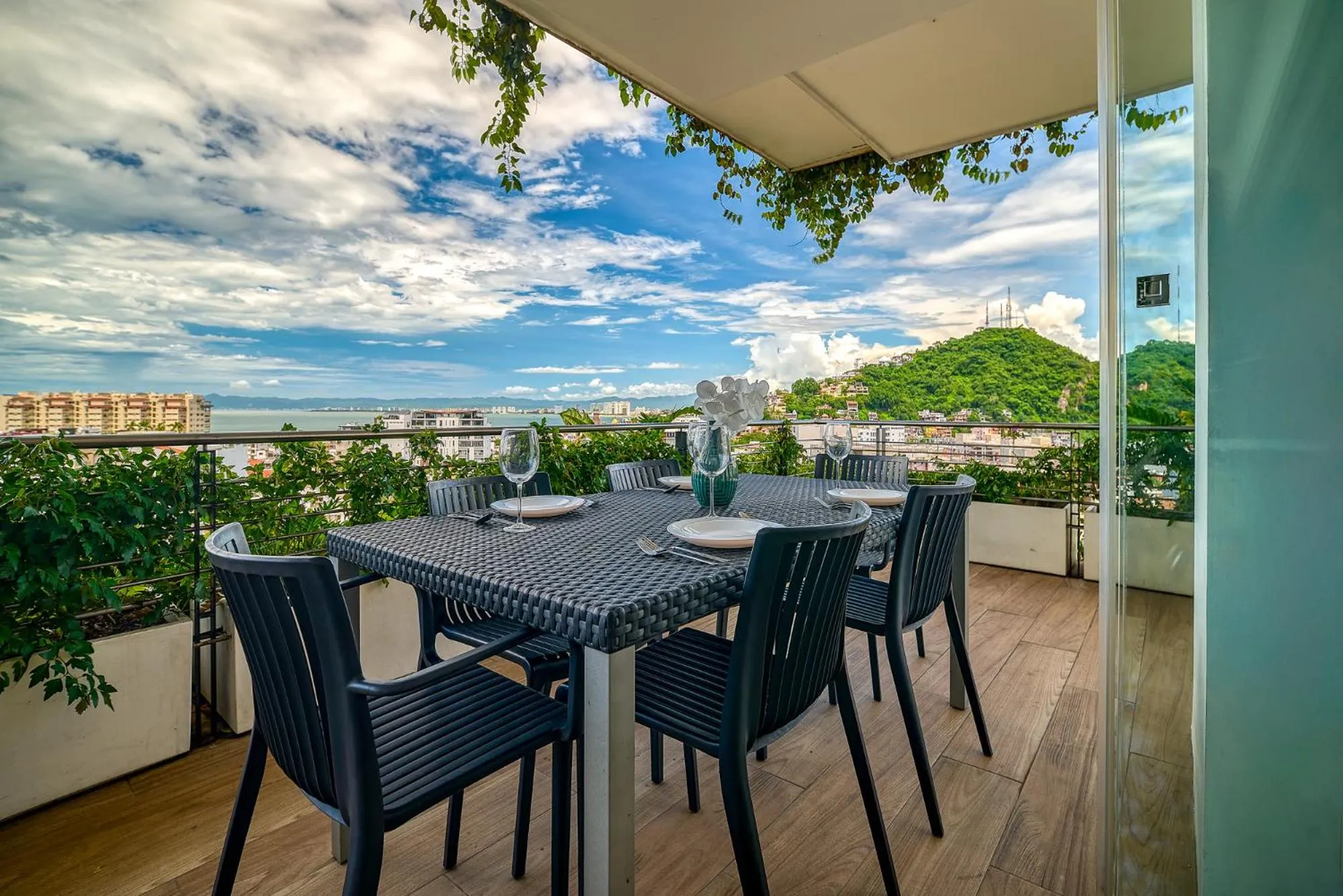 Balcony/Terrace in Maxwell Collection Romantic Zone