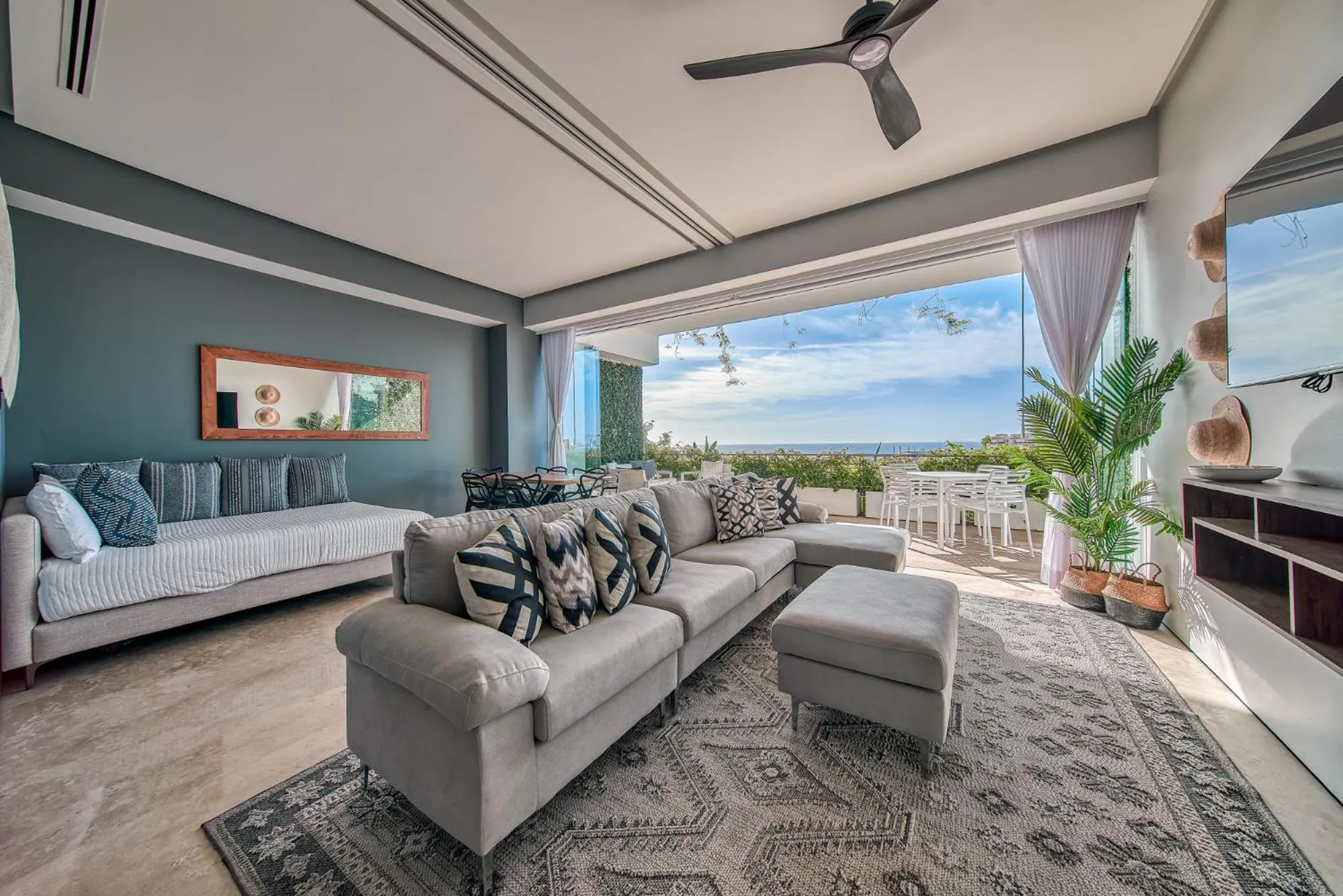 Living room in Maxwell Collection Romantic Zone