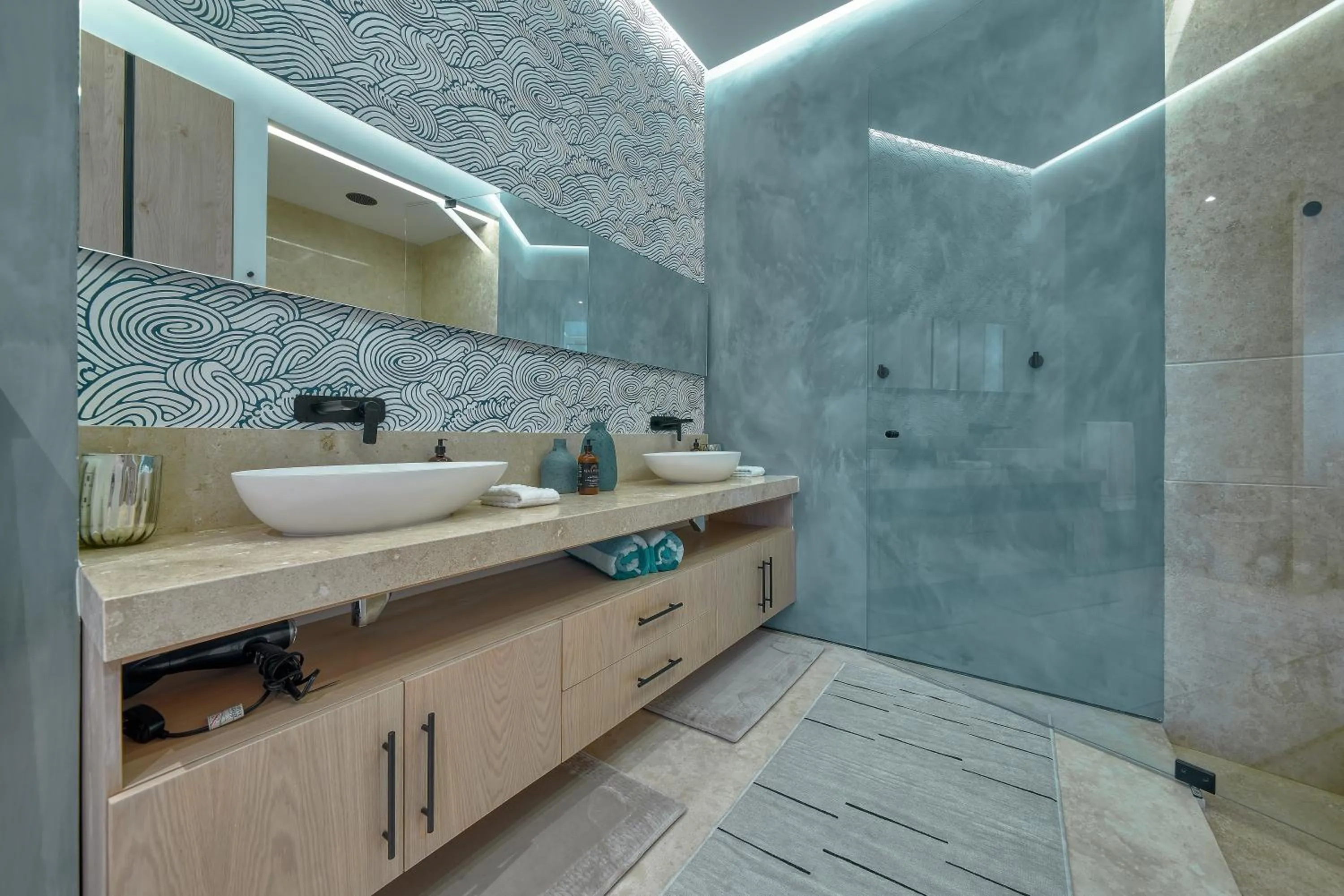 Bathroom in Maxwell Collection Romantic Zone