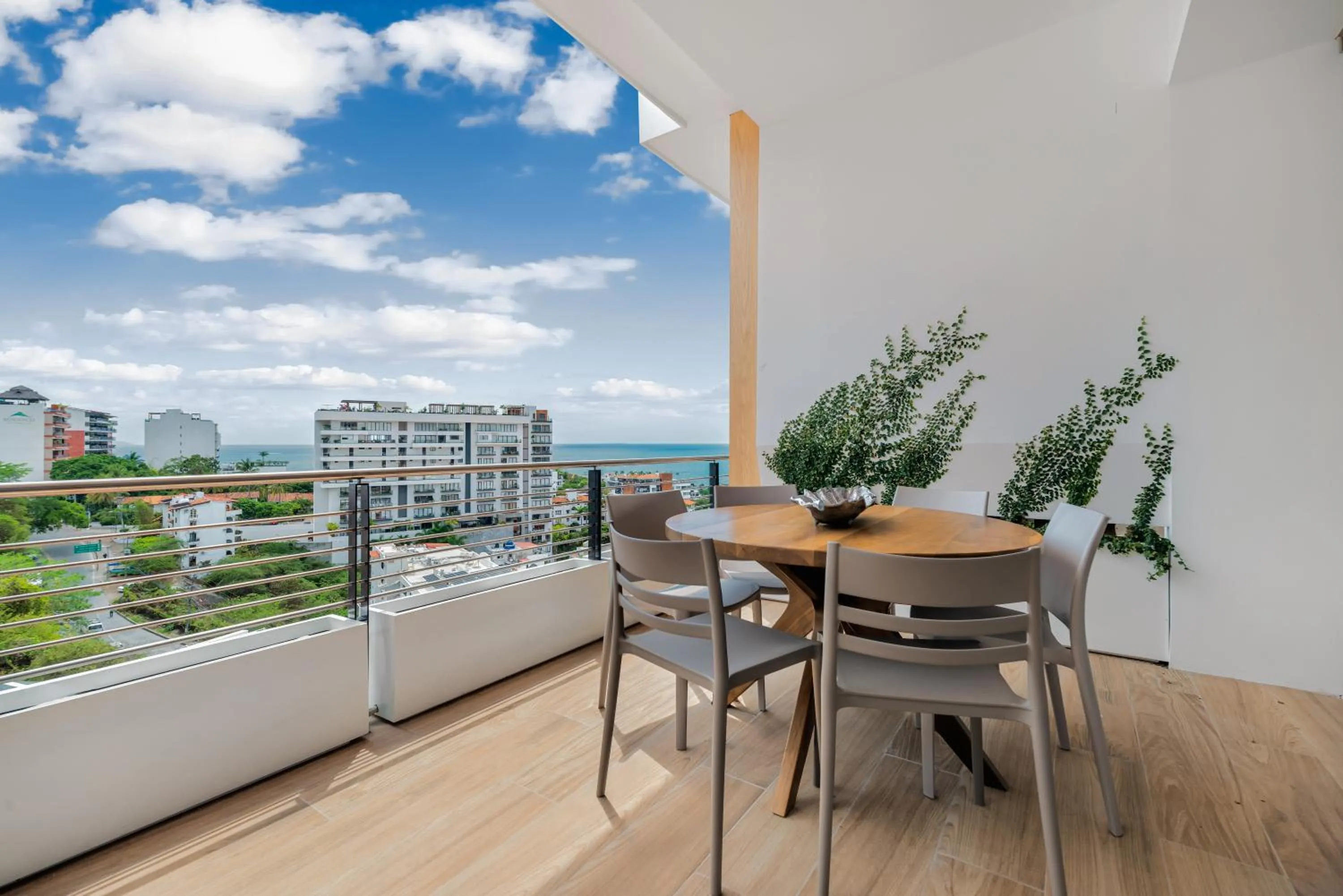 Balcony/Terrace in Maxwell Collection Romantic Zone