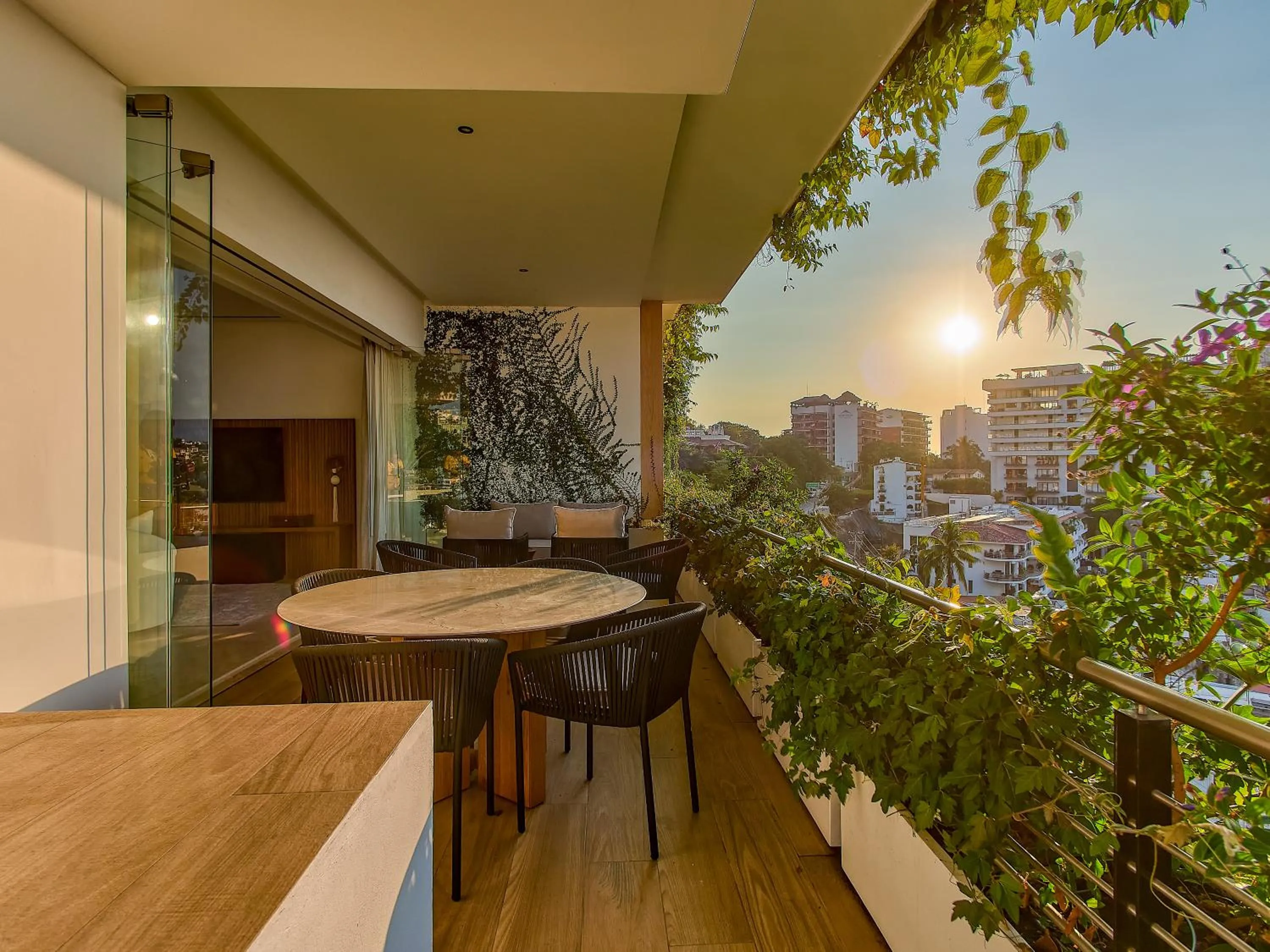 Balcony/Terrace in Maxwell Collection Romantic Zone