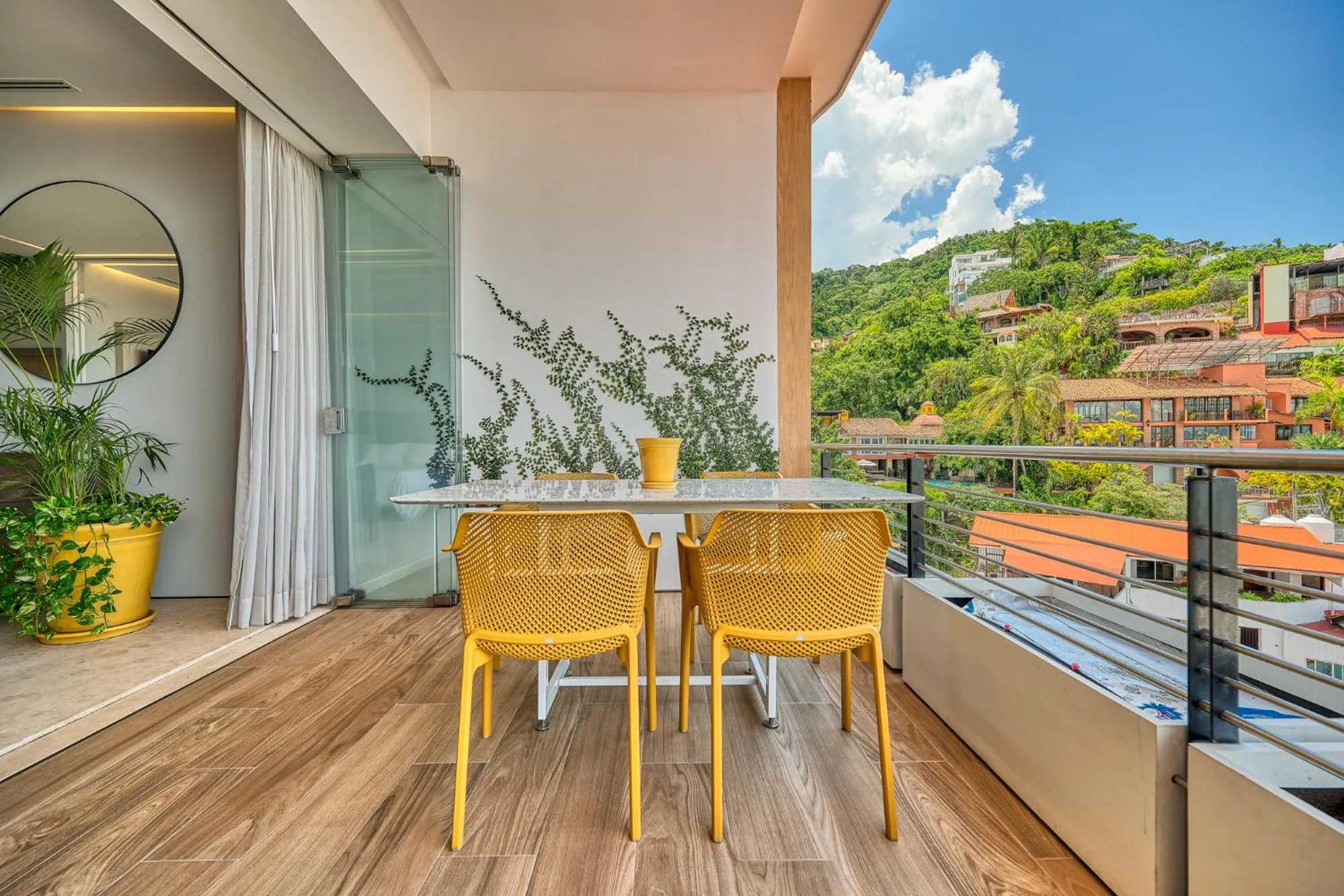 Balcony/Terrace in Maxwell Collection Romantic Zone