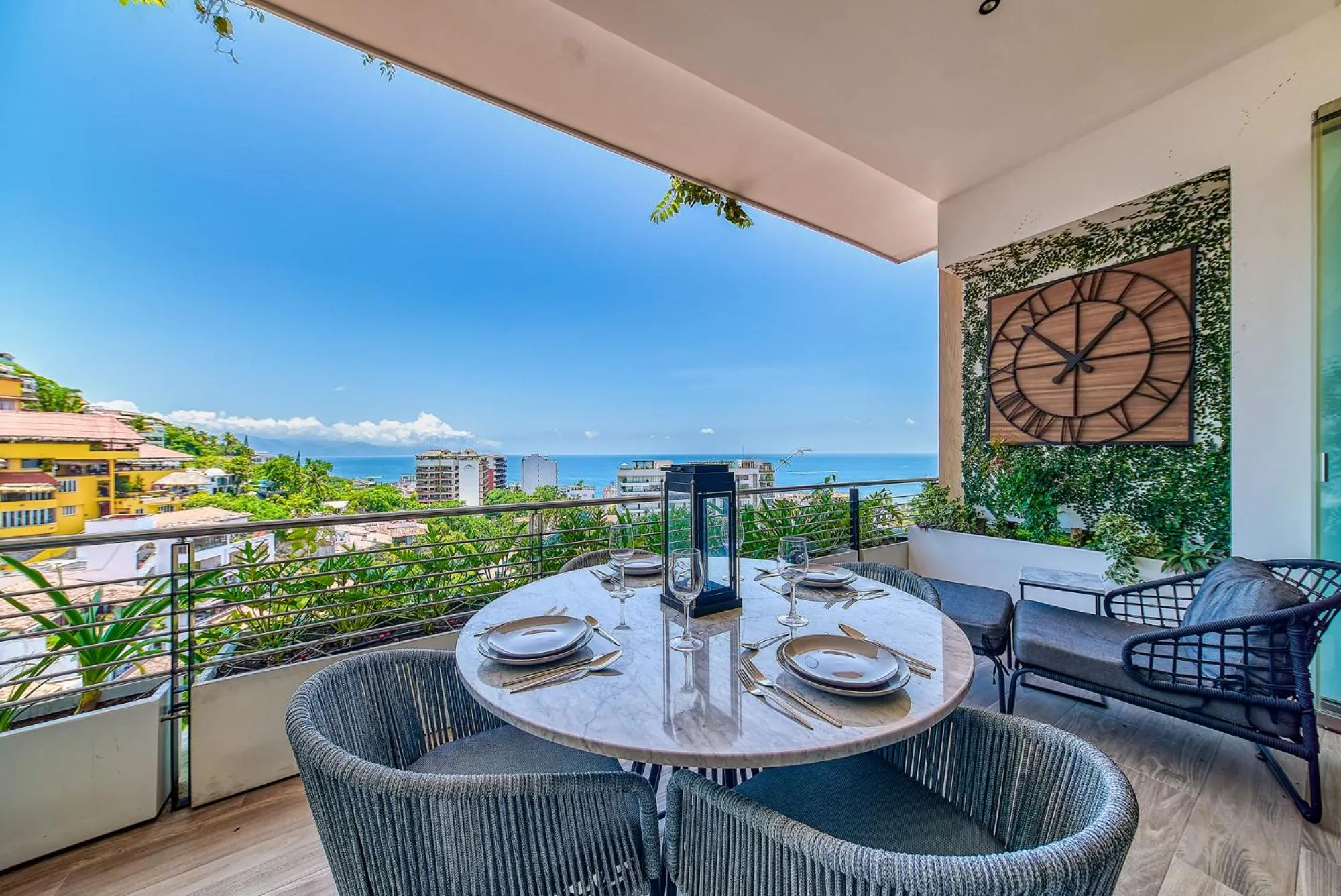 Balcony/Terrace in Maxwell Collection Romantic Zone