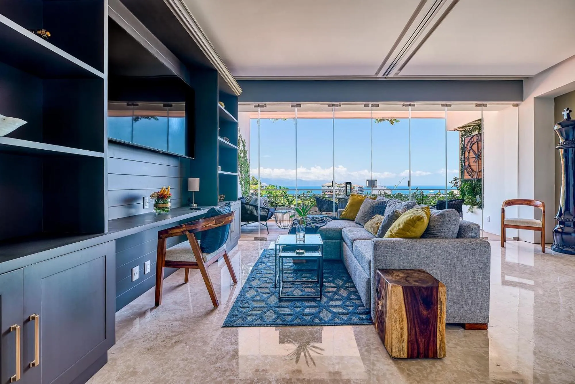 Living room in Maxwell Collection Romantic Zone