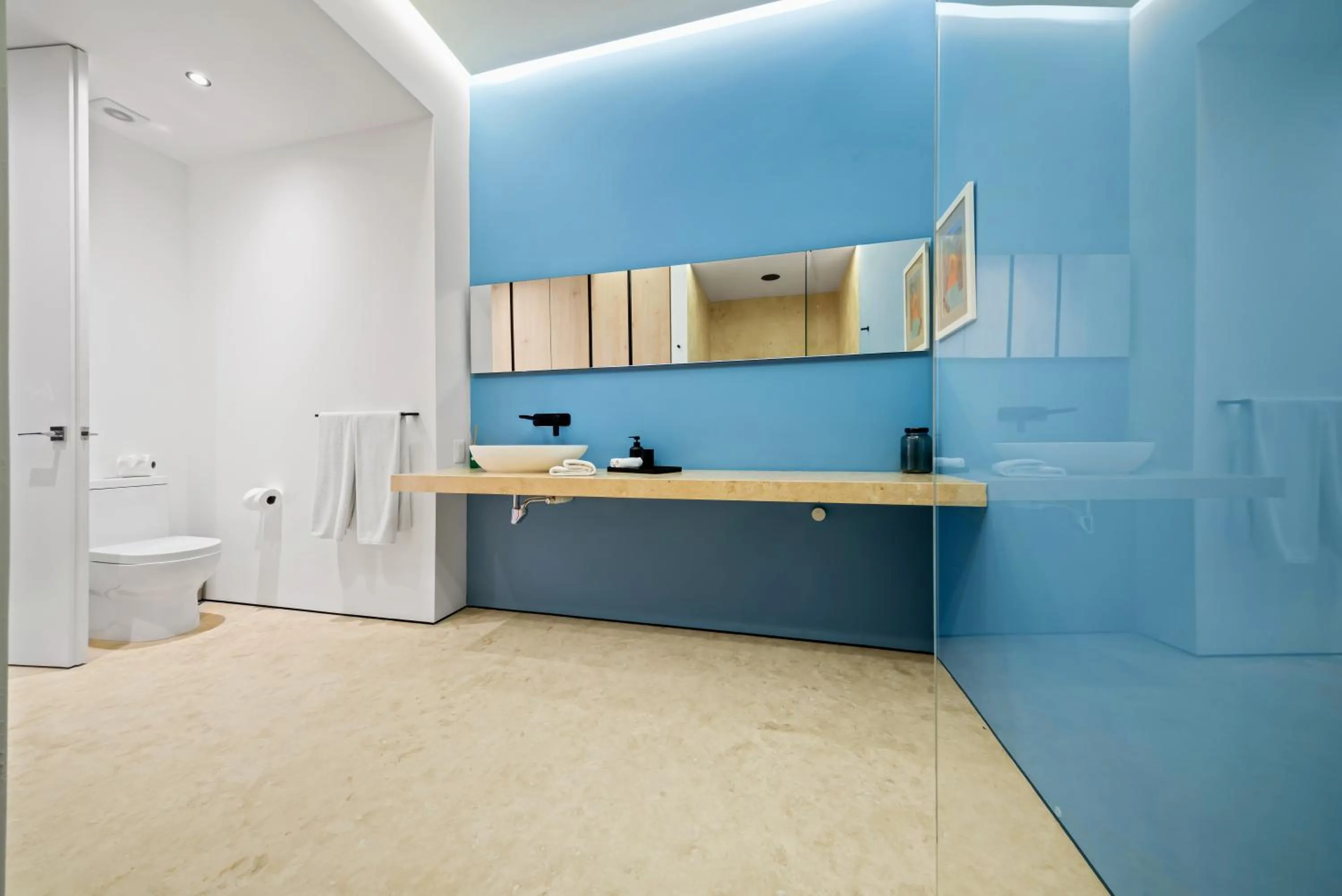 Bathroom in Maxwell Collection Romantic Zone