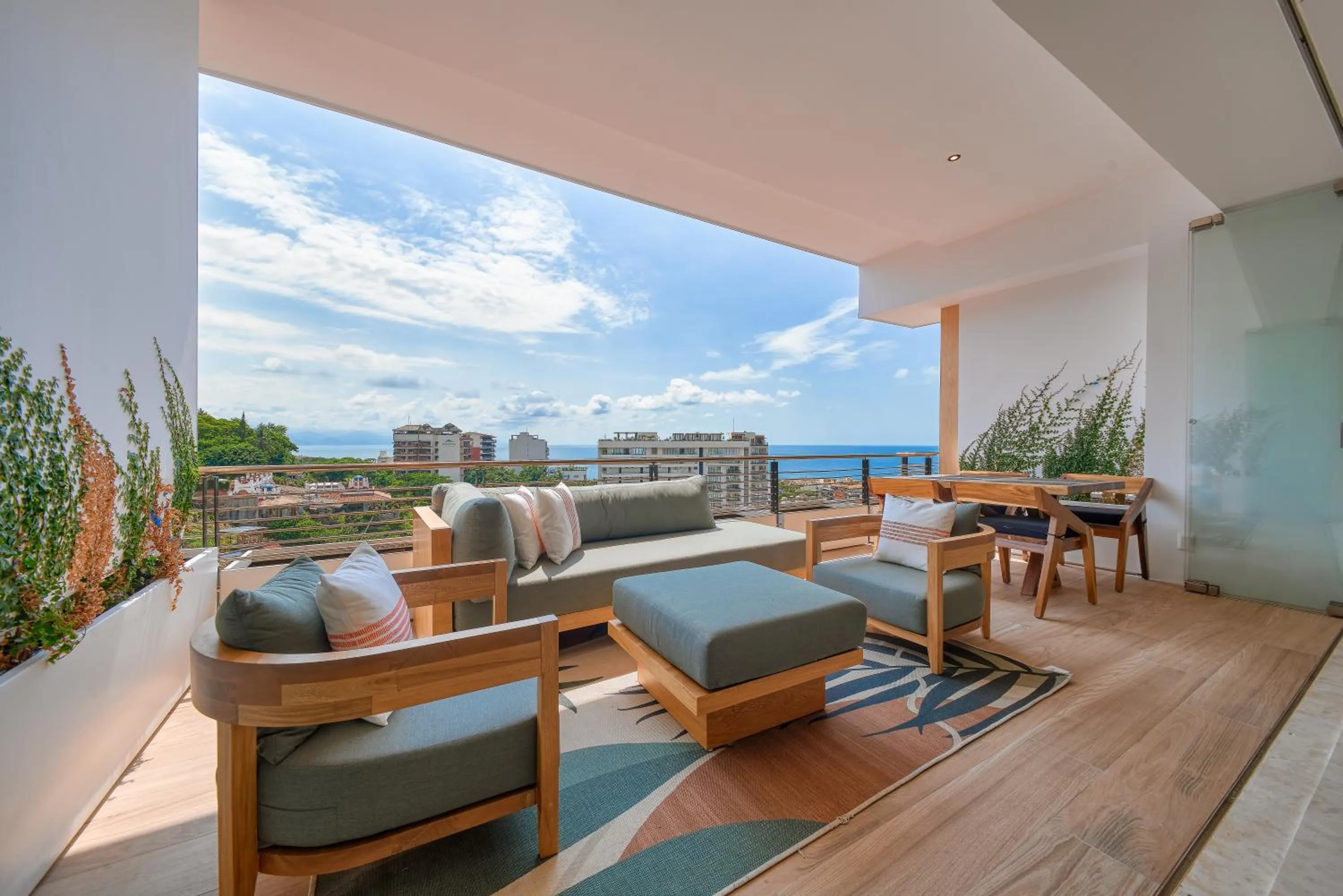 Balcony/Terrace in Maxwell Collection Romantic Zone