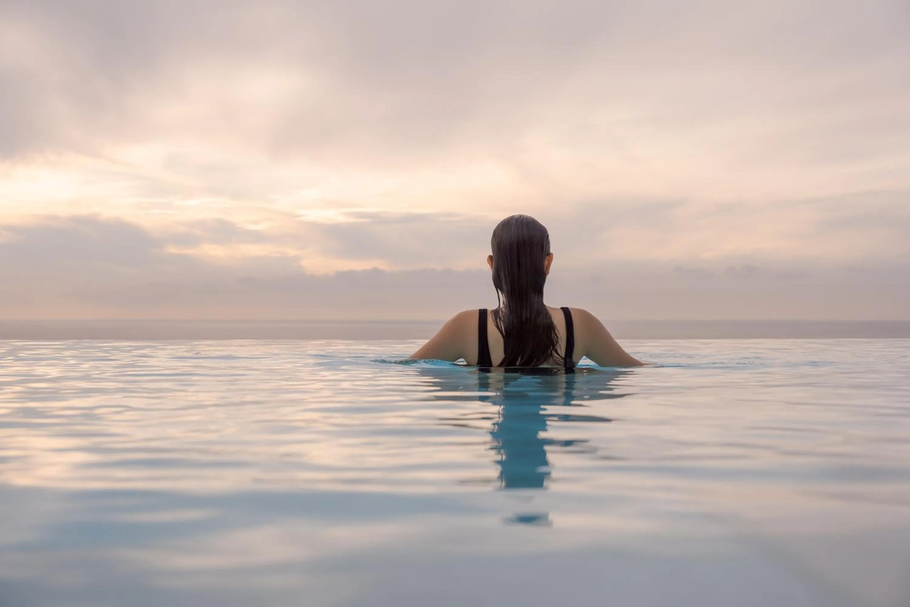 Swimming pool in Maxwell Collection Romantic Zone